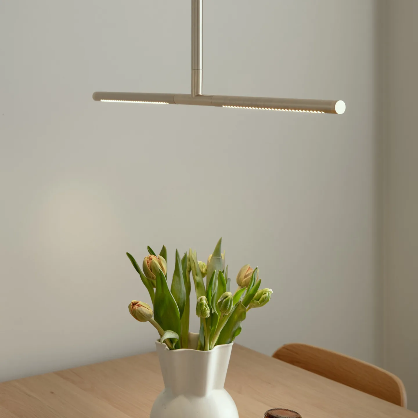 Omni Loftlampe Plated Brass - UMAGE - Spisestue - Design - Metal - Lineær