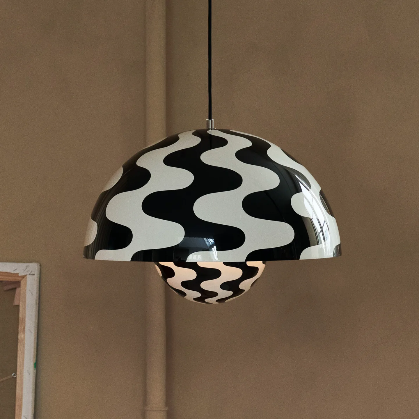 &Tradition Flowerpot VP2 pendel stor Black-white pattern