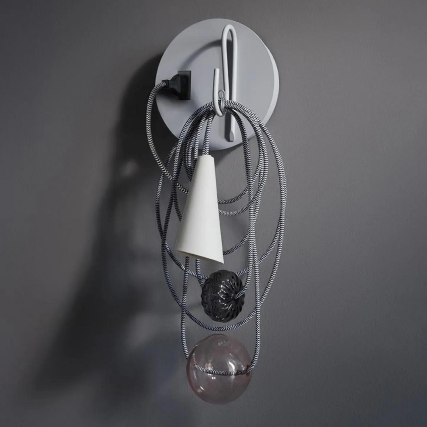 Filo Vägglampa Amethyst Queen - Foscarini - Vardagsrum - Design - Metall - Med en ljuskälla