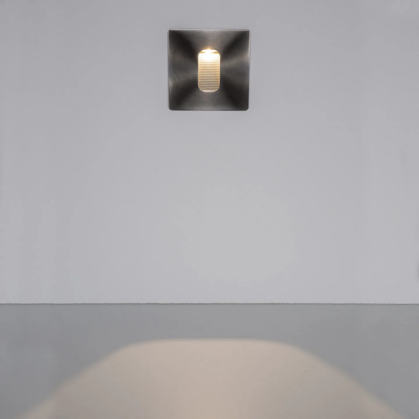 Telke LED Square Utomhus Inbyggdsvägglampa Steel - Lucande - Modern - Metall - Vinklad