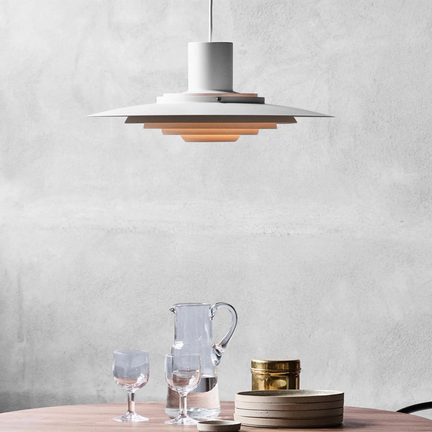 &Tradition P376 taklampa KF1 Mattvit