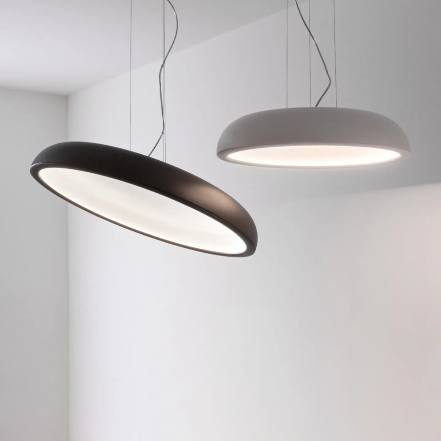 Reflexio LED-Hängeleuchte, weiß, Ø 46 cm - Stilnovo - Wohnzimmer - Design - Metall - Einflammig