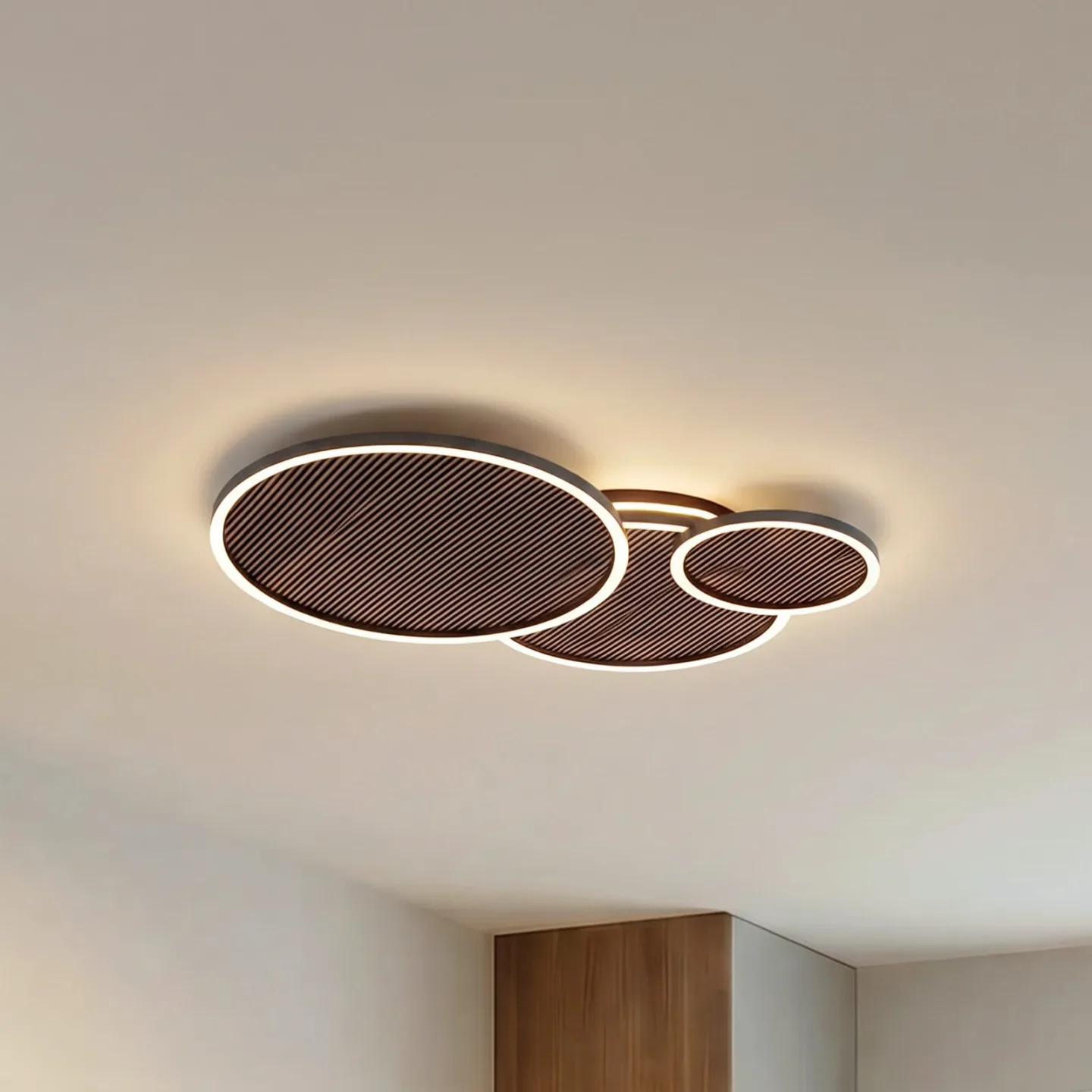Orven LED-Deckenlampe, schwarz/holz, 80cm, dimmbar - Lucande - Wohnzimmer - Modern - Metall - Einflammig