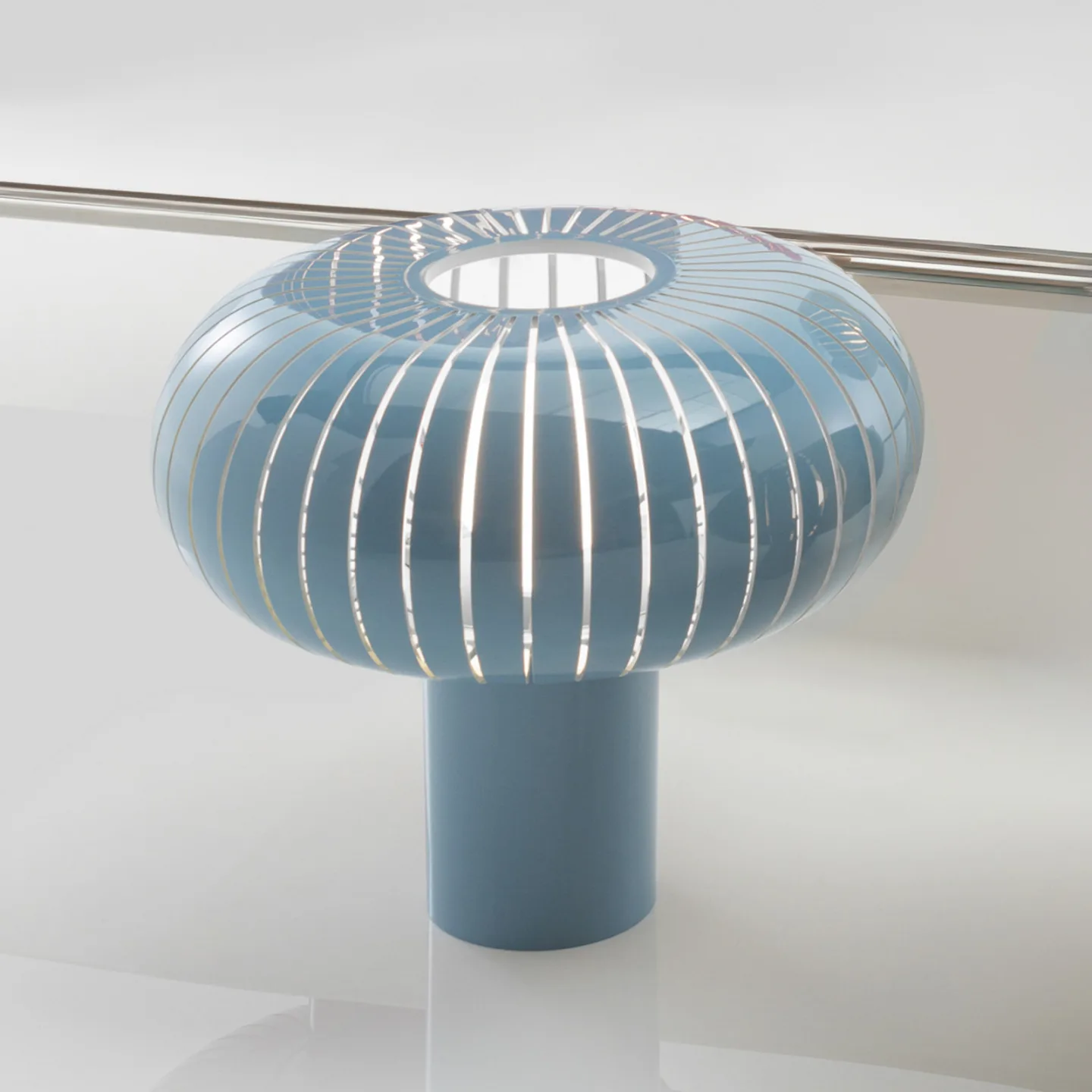 Teresa Tischleuchte Sky Blau - Kartell - Wohnzimmer - Design - Kunststoff - Mit Schirm