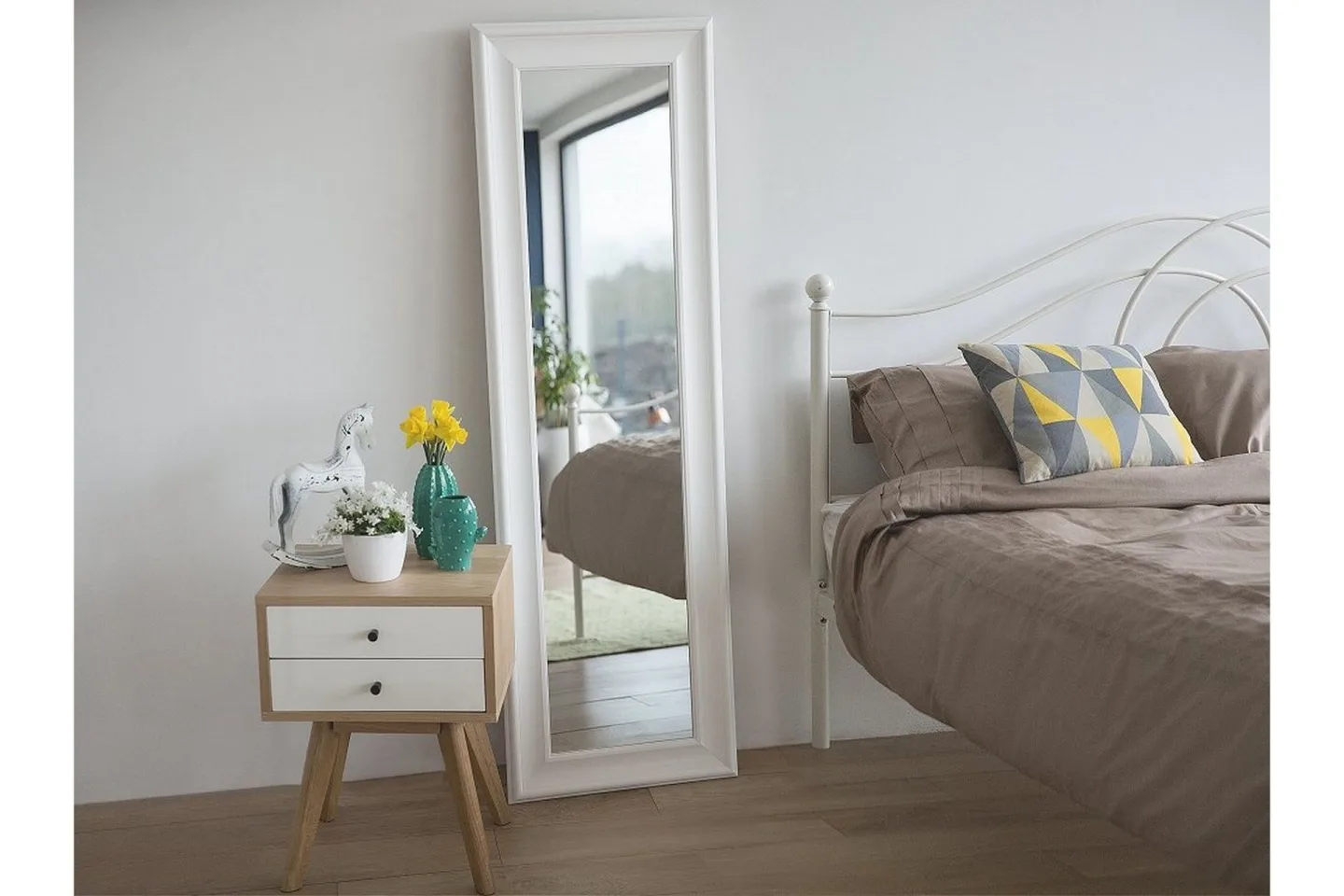 Lunel Spegel 51 cm - Vit