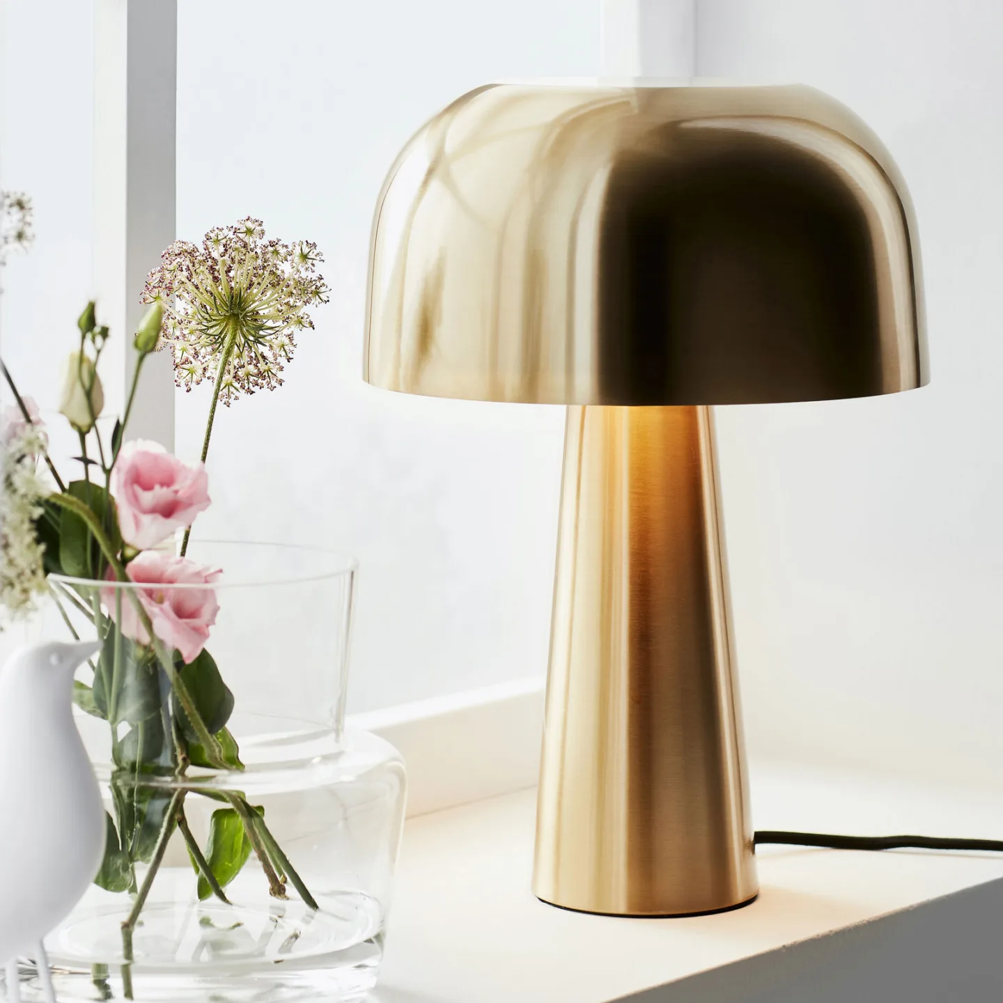 Blanca Bordlampe Bronze - Markslöjd - Stue - Design - Metal - Med skærm