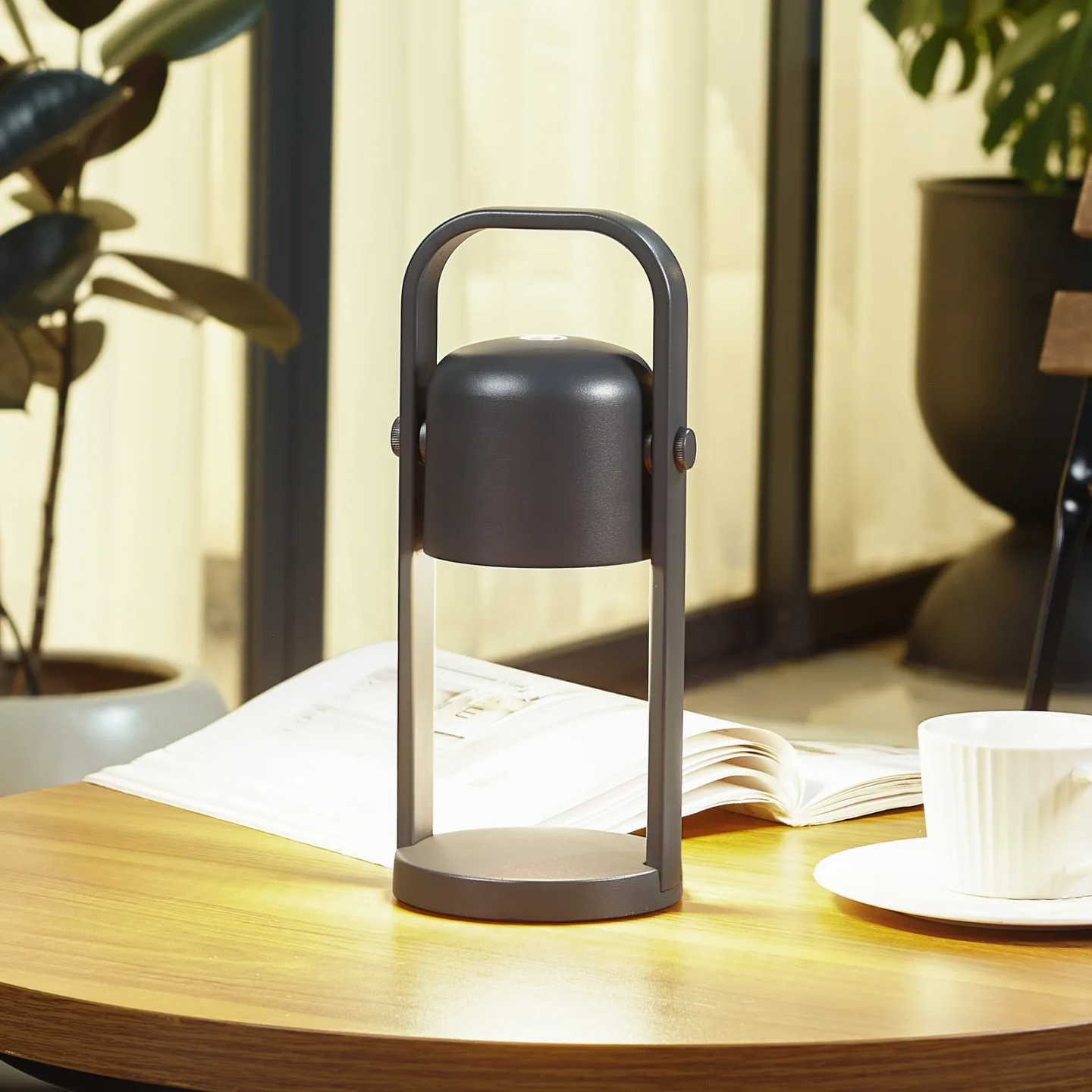Kalevi LED-Akku-Tischleuchte Aluminium CCT schwarz - Lindby - Terrasse - Modern - Einflammig