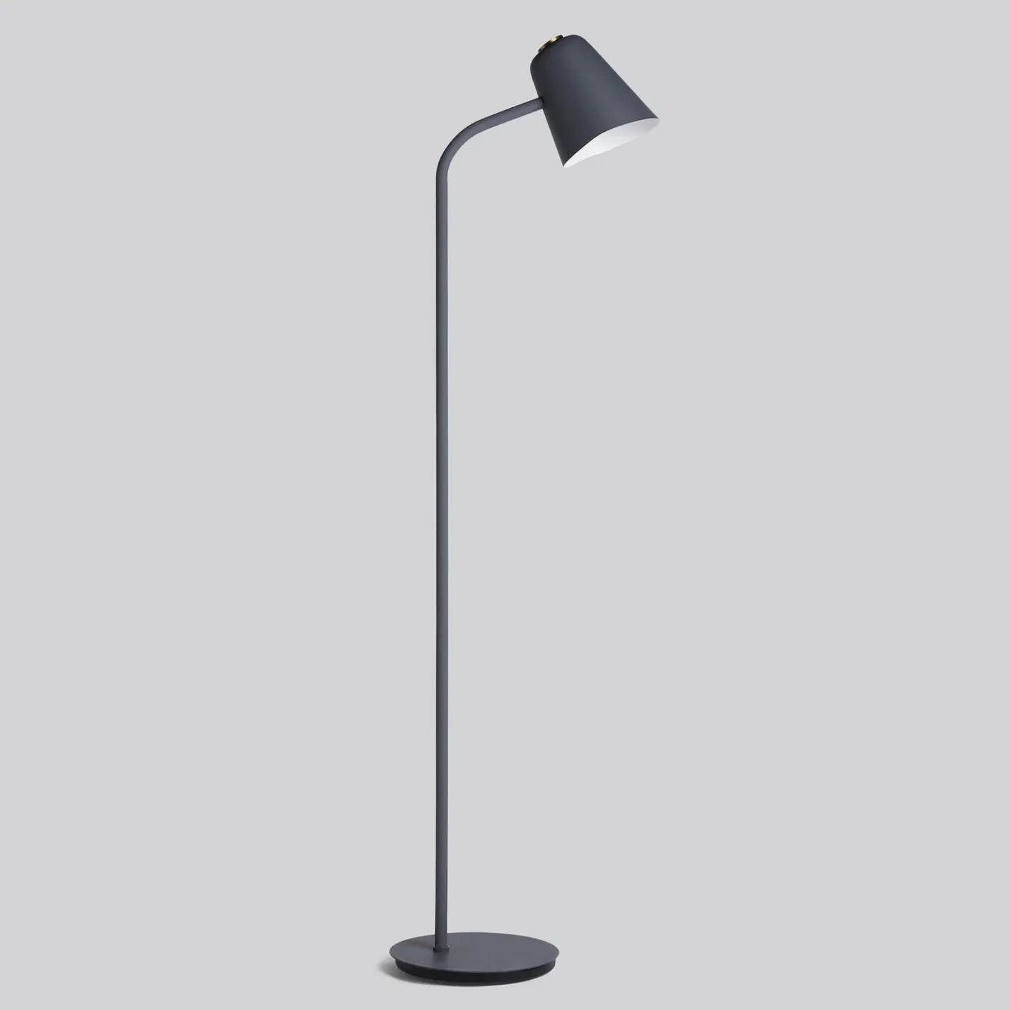 Me Gulvlampe Dim Grey - Northern Me dim - Stue - Design - Metall - Med en lyskilde
