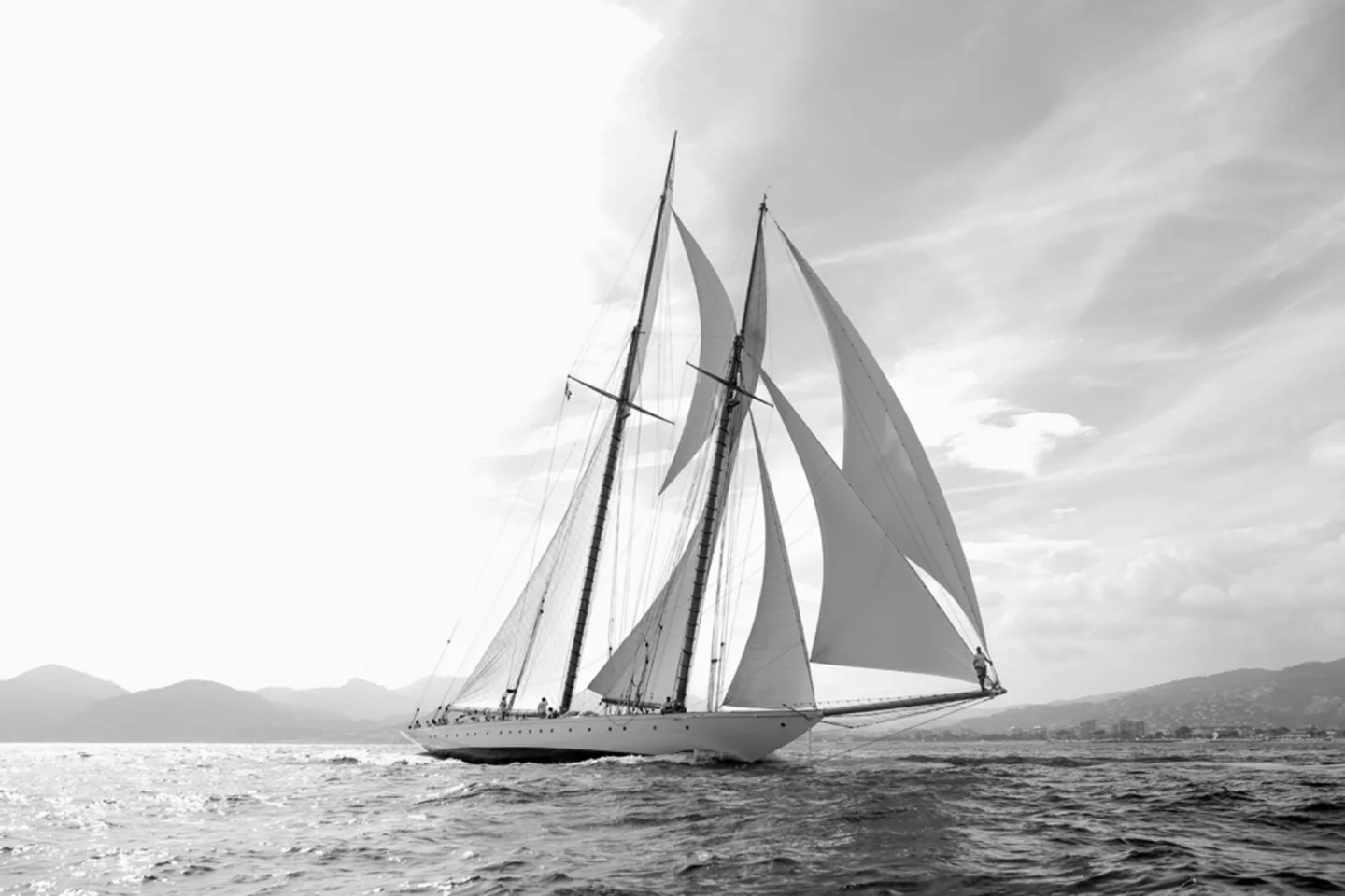 image LAND Alubild Segelschiff in Schwarz Weiß | Schubiger Möbel
