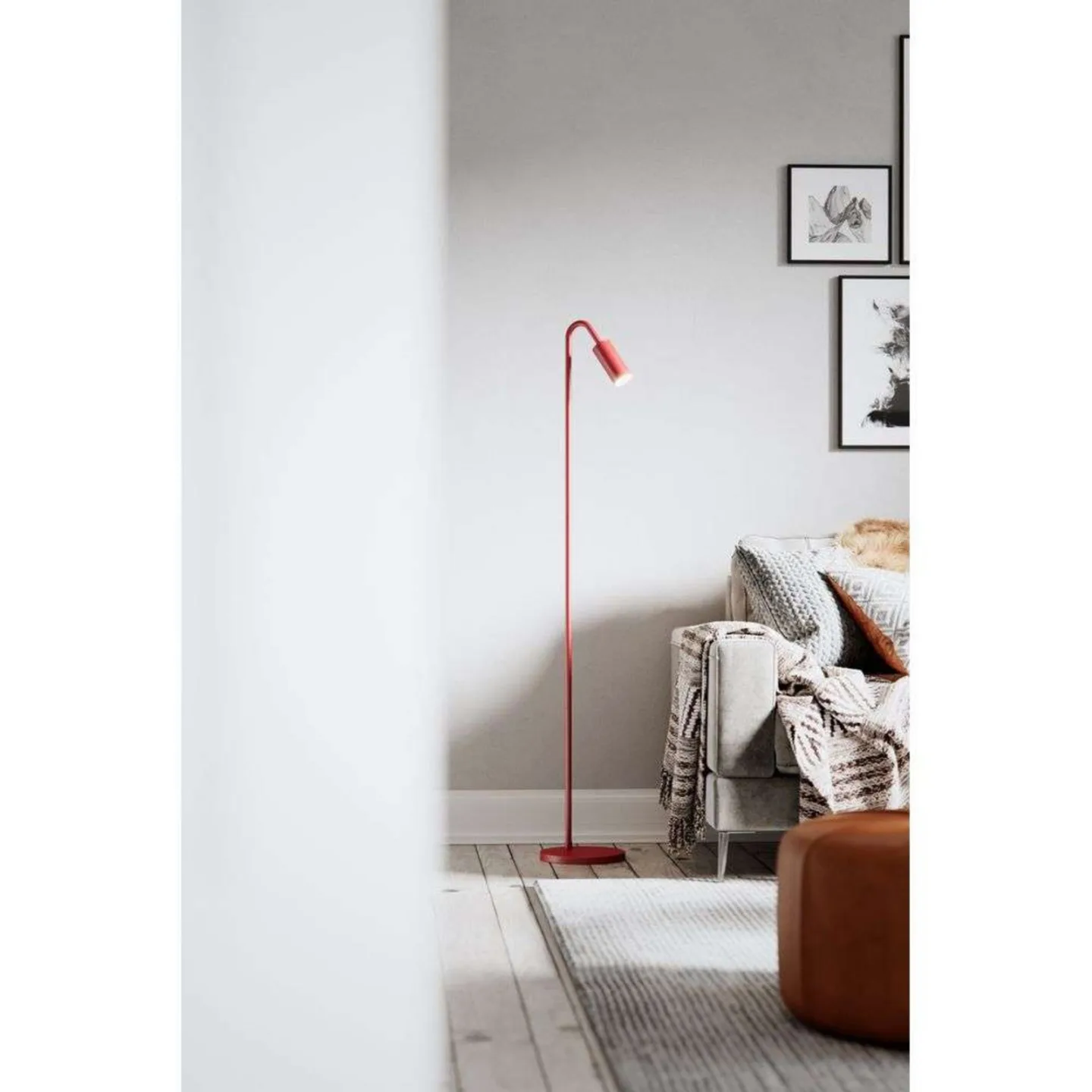 Curve Stehleuchte, dunkelrot, Metall, GU10, Höhe 146 cm - By Rydéns - Wohnzimmer - Modern