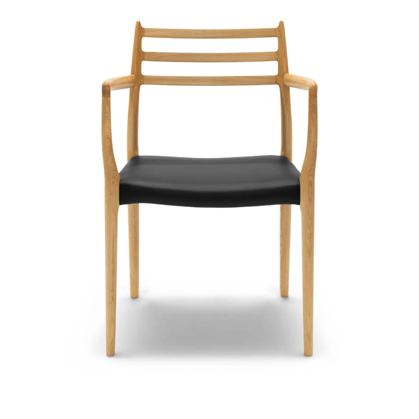 J.L. Møller - Model 62 Oak, Lacq, Leather – Roma 907 - Matstolar - Niels Otto Møller