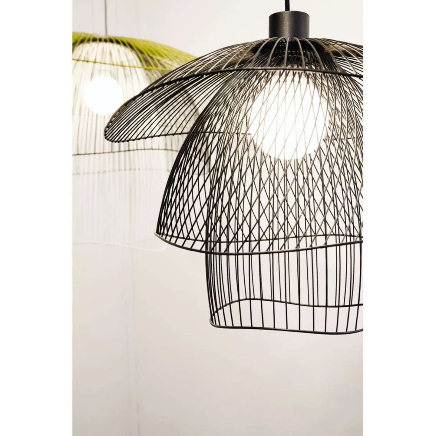 Papillon Pendelleuchte L, schwarz, Metall - Forestier - Wohnzimmer - Design - Einflammig