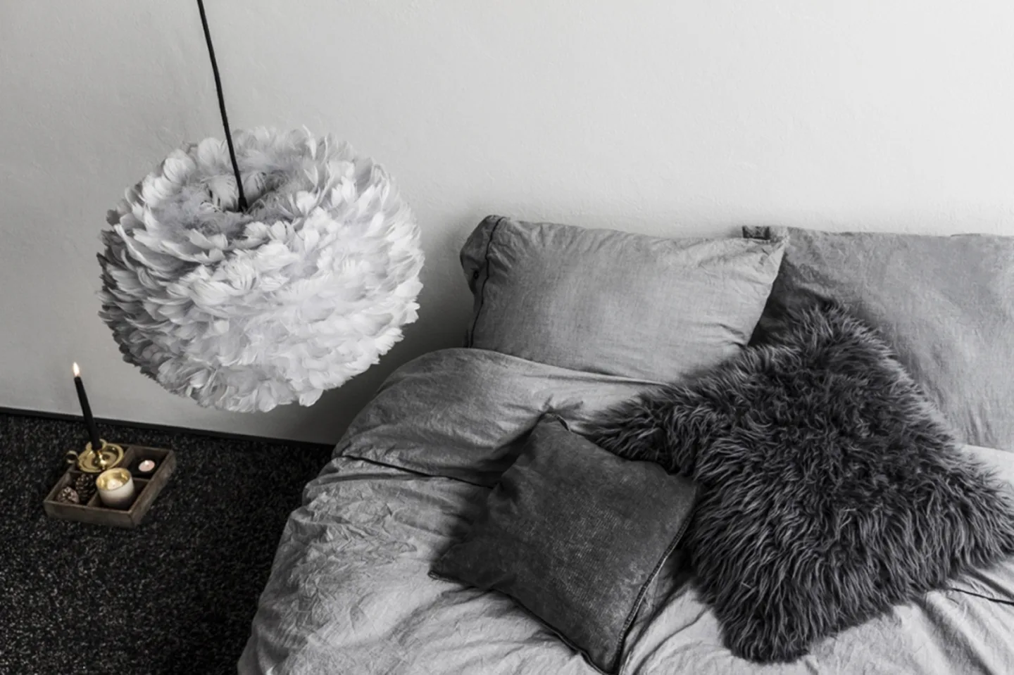 Eos Pendelleuchte Medium Grau/Schwarz - UMAGE - Schlafzimmer - Sonstige