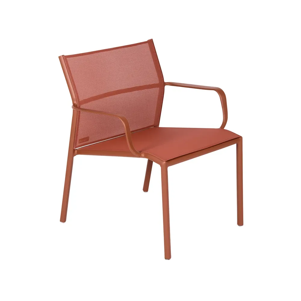 Fermob Cadiz karmstol låg Red ochre (röd)