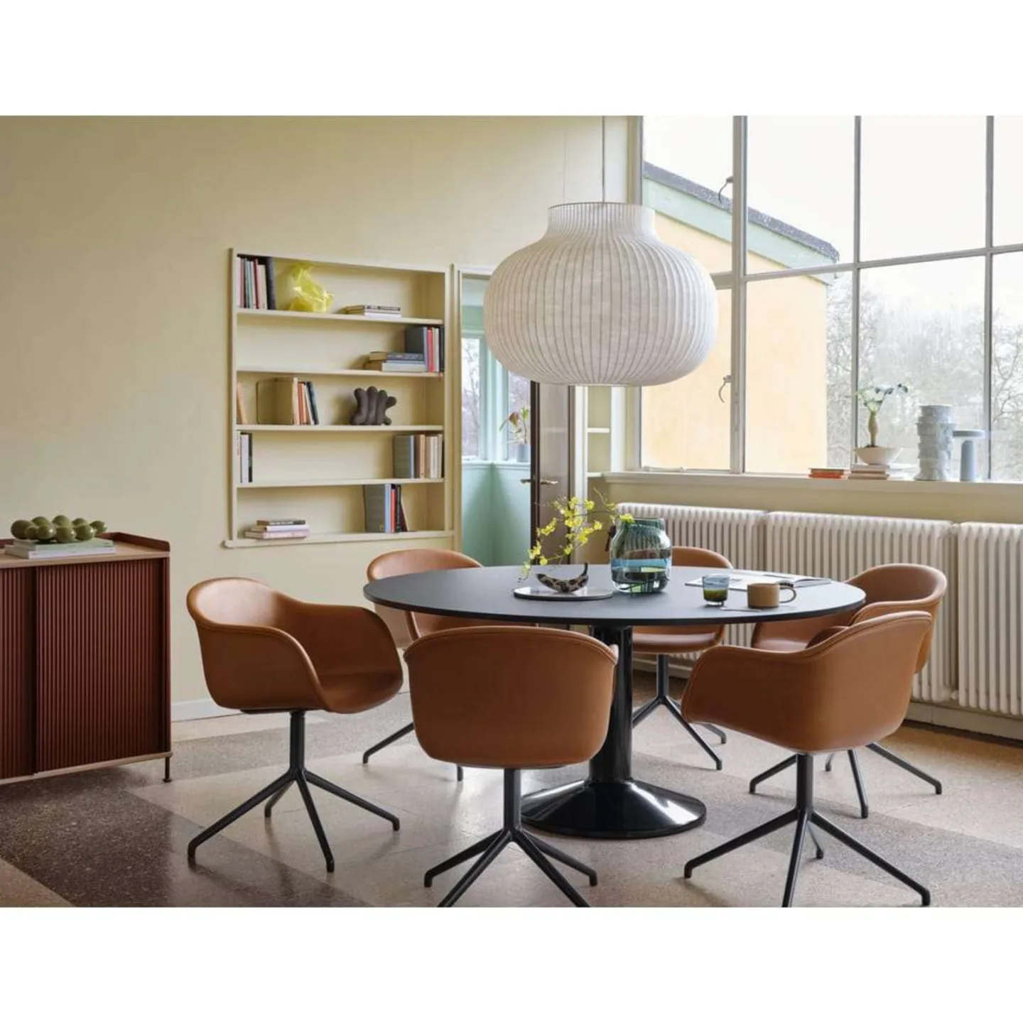 Strand Pendelleuchte Closed Ø60 White - Muuto - Wohnzimmer - Kunststoff