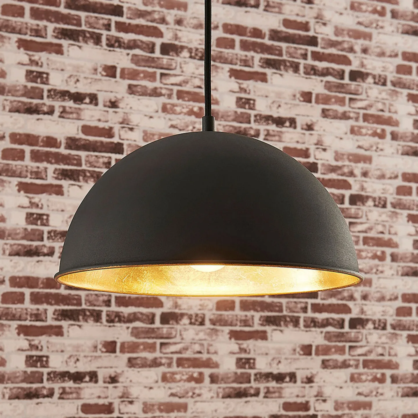 Leya Pendel Black/Gold - Lindby - Stue - Moderne - Metal - Med én lyskilde