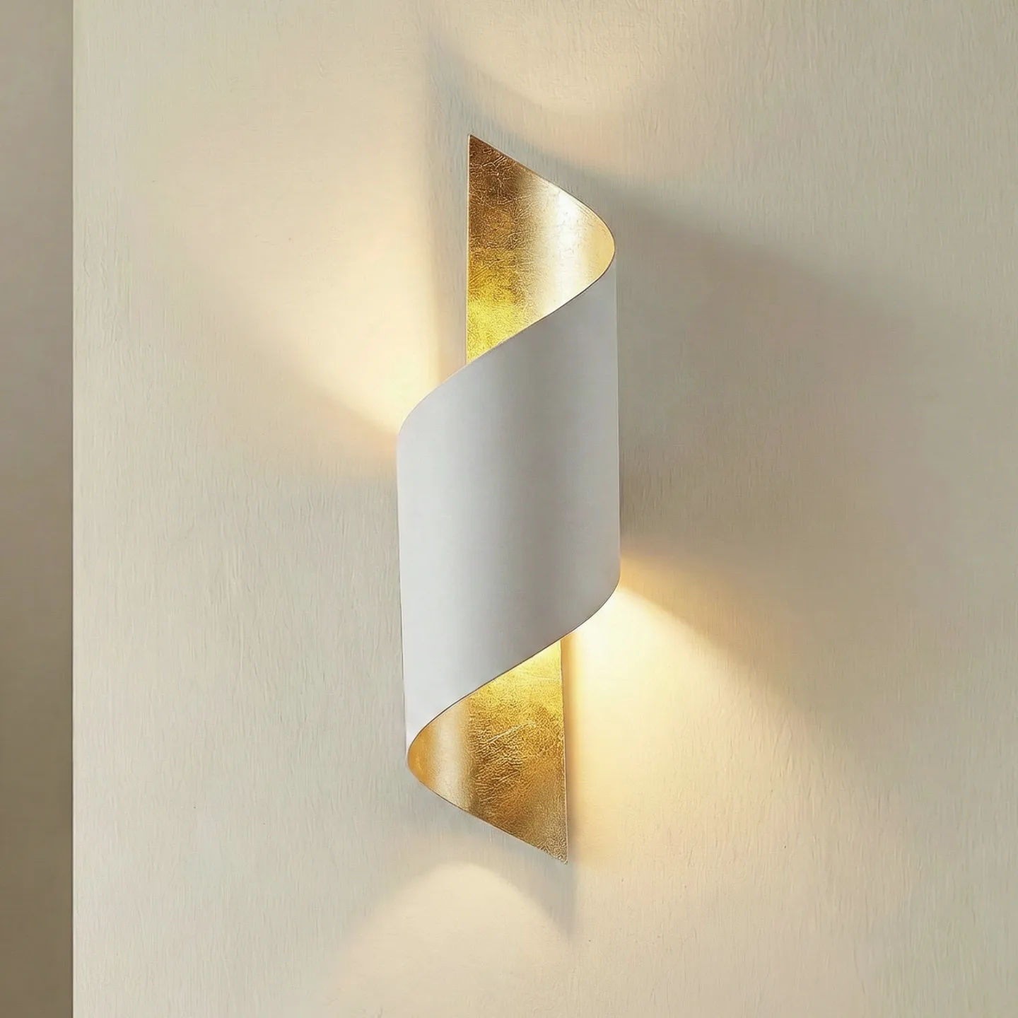 Vanni Wandleuchte White/Gold - Lindby - Schlafzimmer - Modern - Metall - Einflammig