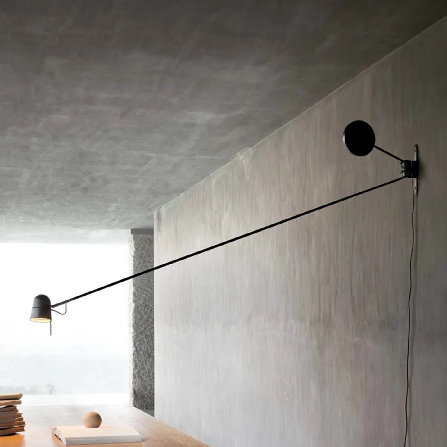 Counterbalance LED-vegglampe svart - Luceplan - Stue - Design - Metall - Med en lyskilde