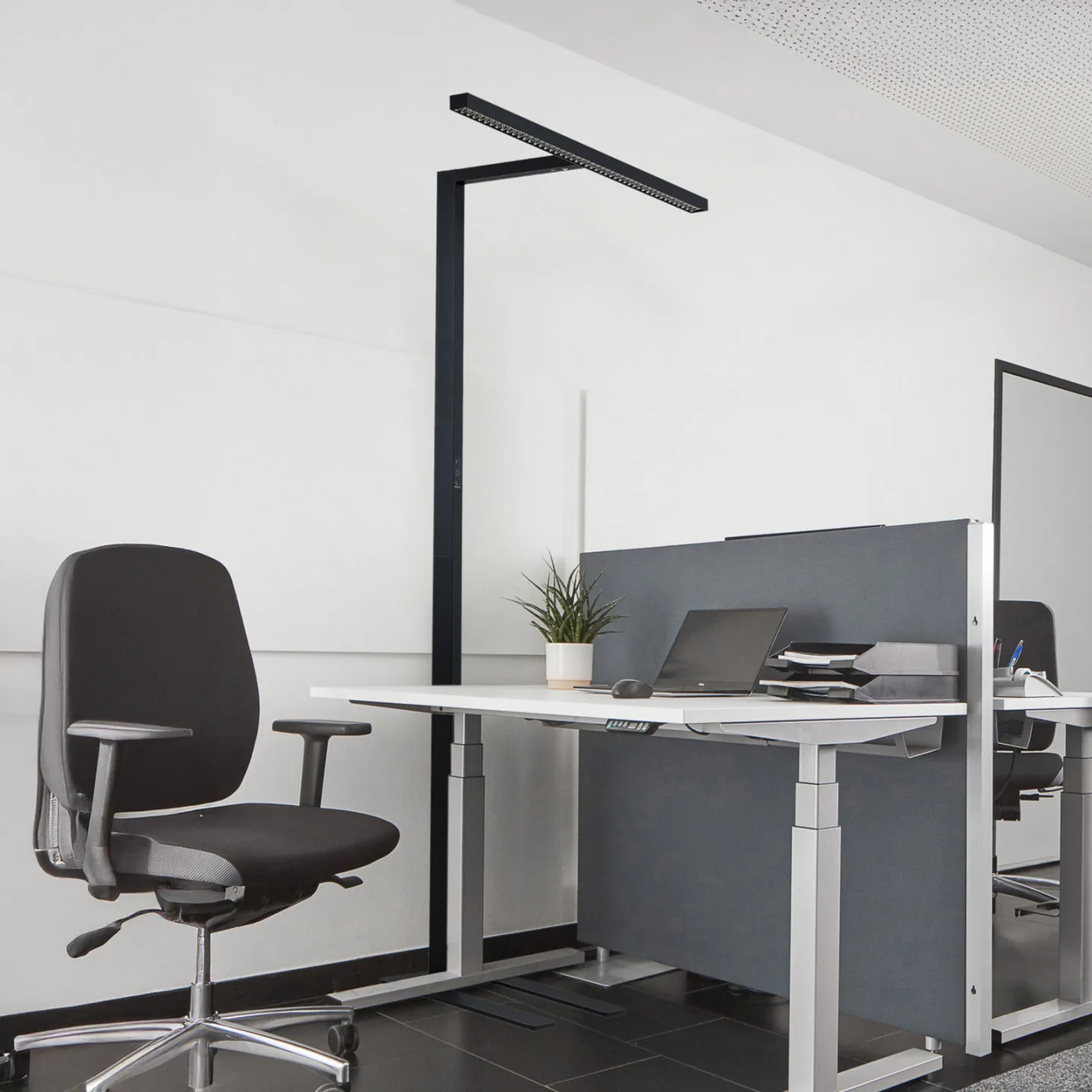 Jolinda T LED Stehleuchte Schwarz - Arcchio - Arbeitszimmer / Büro - Modern - Aluminium - Einflammig