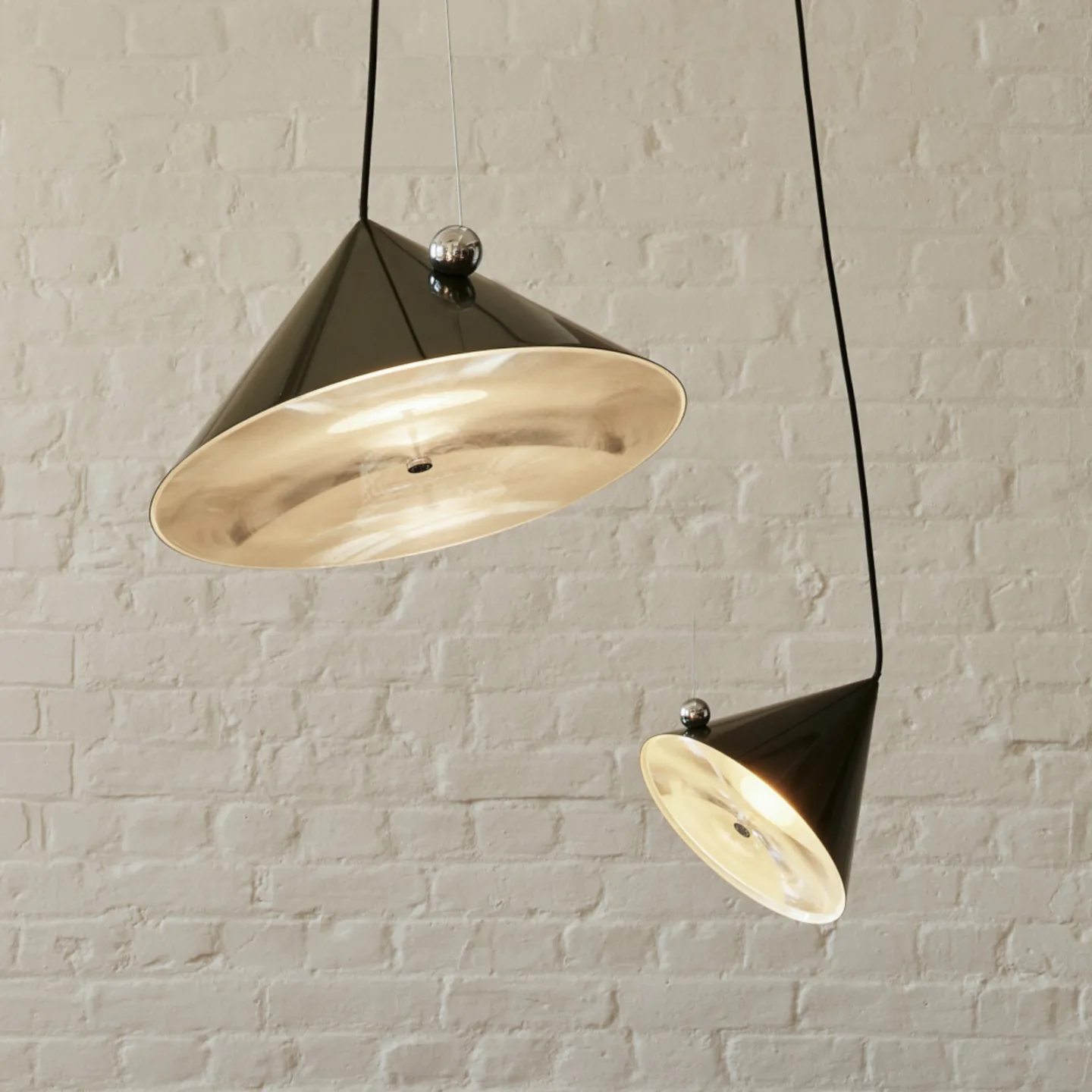 Pose LED-Hängelampe, grün Ø 43 cm Stahl dim - Tom Dixon - Wohnzimmer - Design - Metall - Einflammig