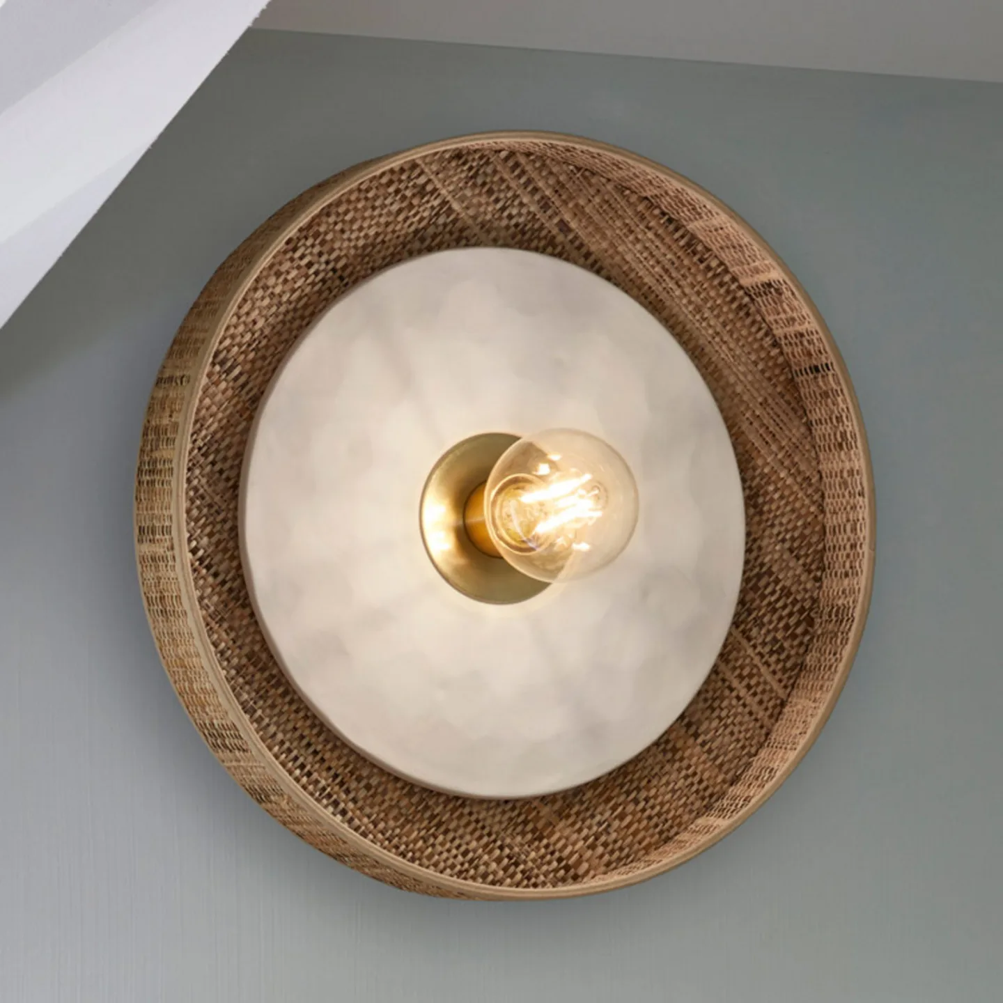 Portinatx vägglampa vit, Ø40cm - MARKET SET - Vardagsrum - Design - Keramik - Rund