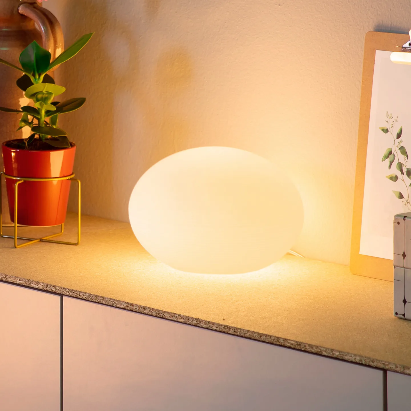 Flourish LED-bordlampe, RGBW - Philips Hue - Stue - Moderne - Glas - Kugle