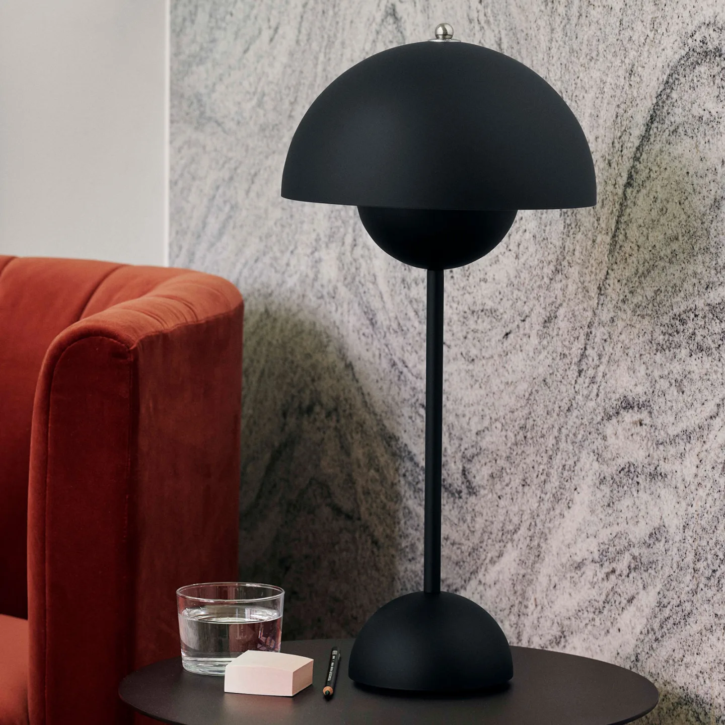 Flowerpot VP3 bordlampe, sort mat, 50 cm - &TRADITION - Stue - Design - Metal - Med én lyskilde