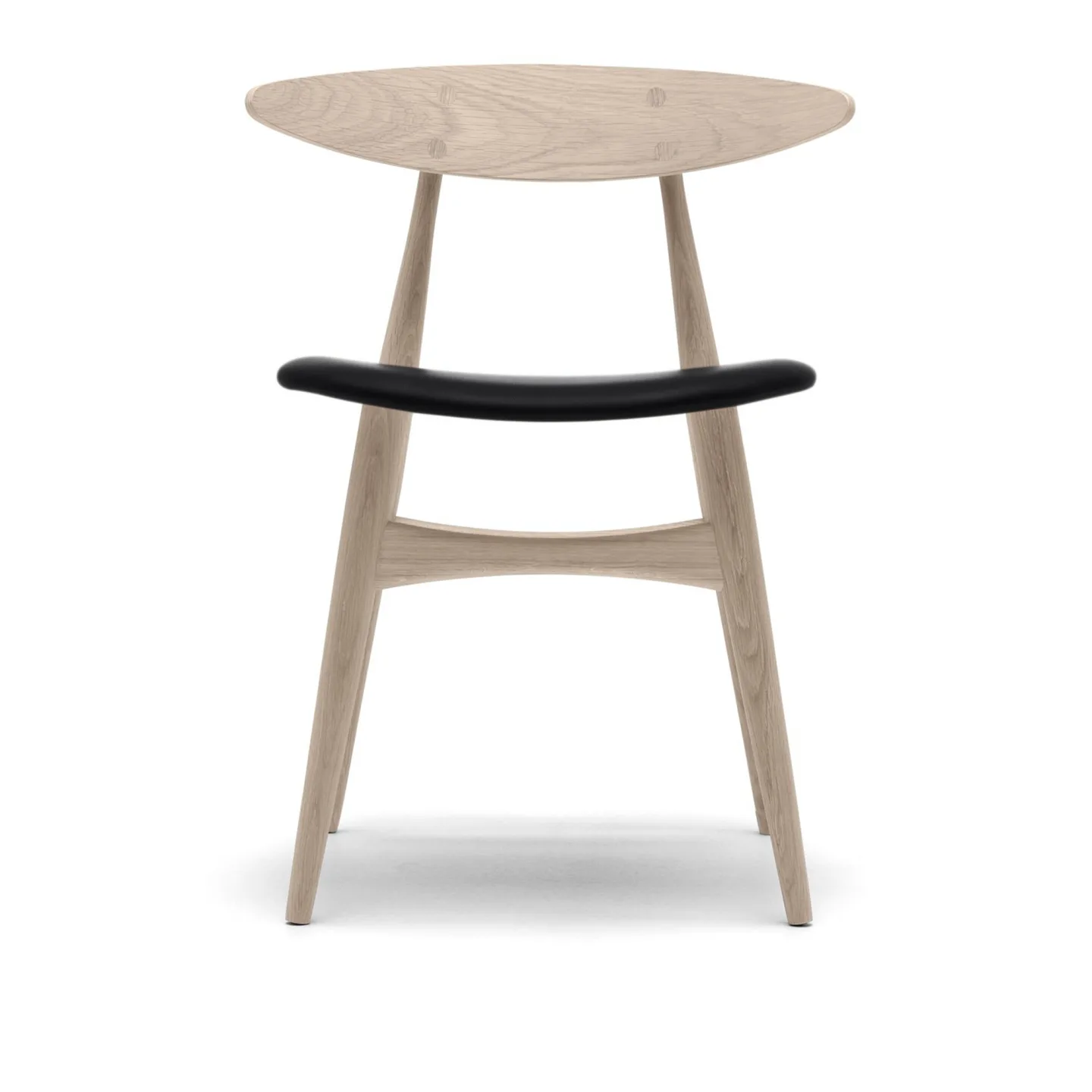 Carl Hansen - CH33P - Klädd sits, Tvålad Ek, Lädergrupp C Sif - 98 - Matstolar - Hans J. Wegner - Träfärgad - Trä
