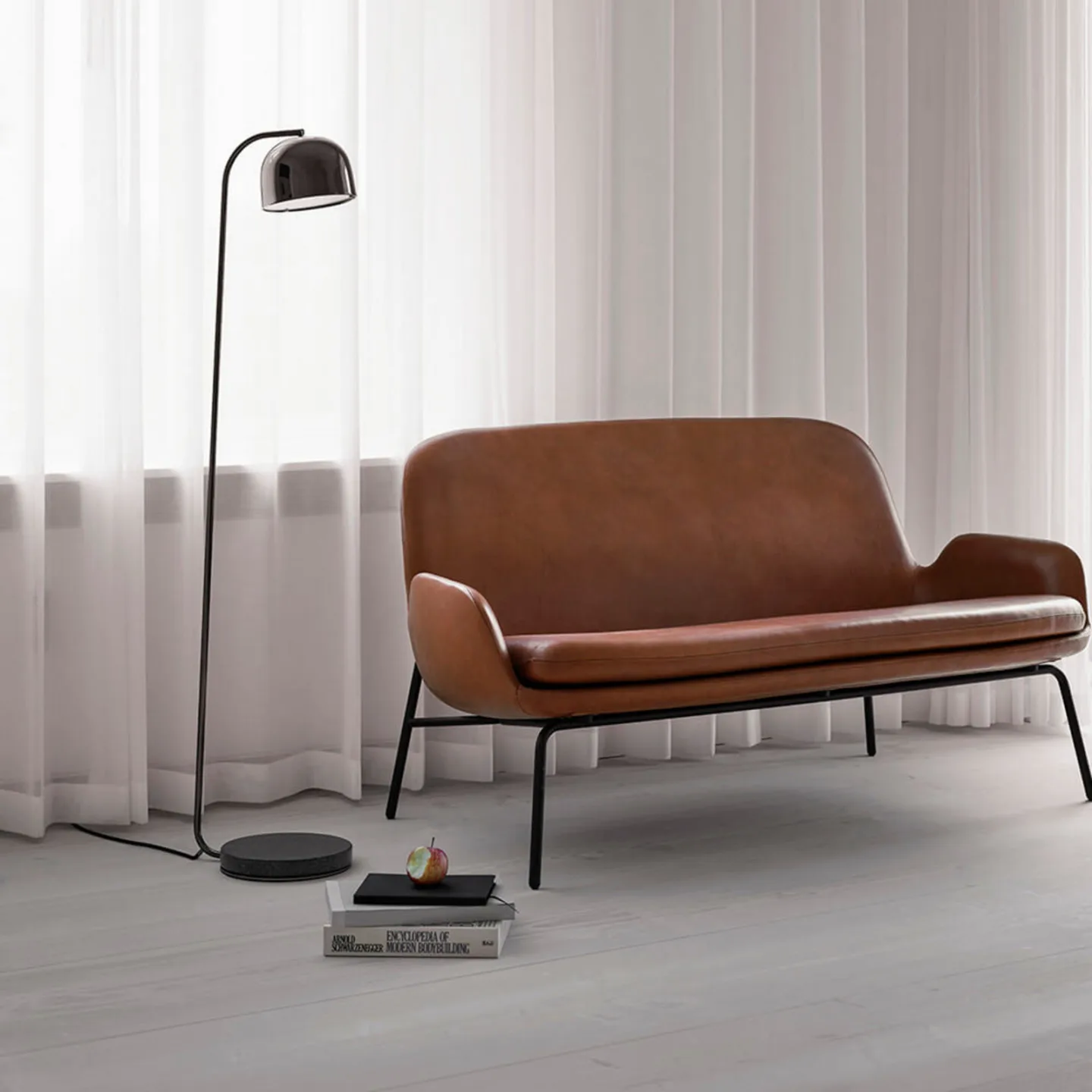 Grant Gulvlampe Sort - Normann Copenhagen - Stue - Metal