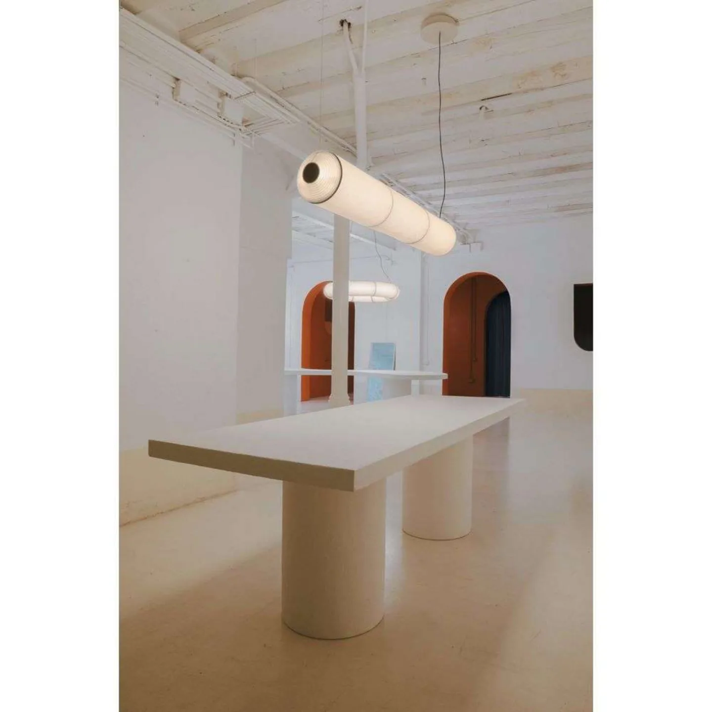 Tekiò Horizontal P3 LED-hængelampe, længde 173 cm, Santa & Cole - Spisestue - Metal