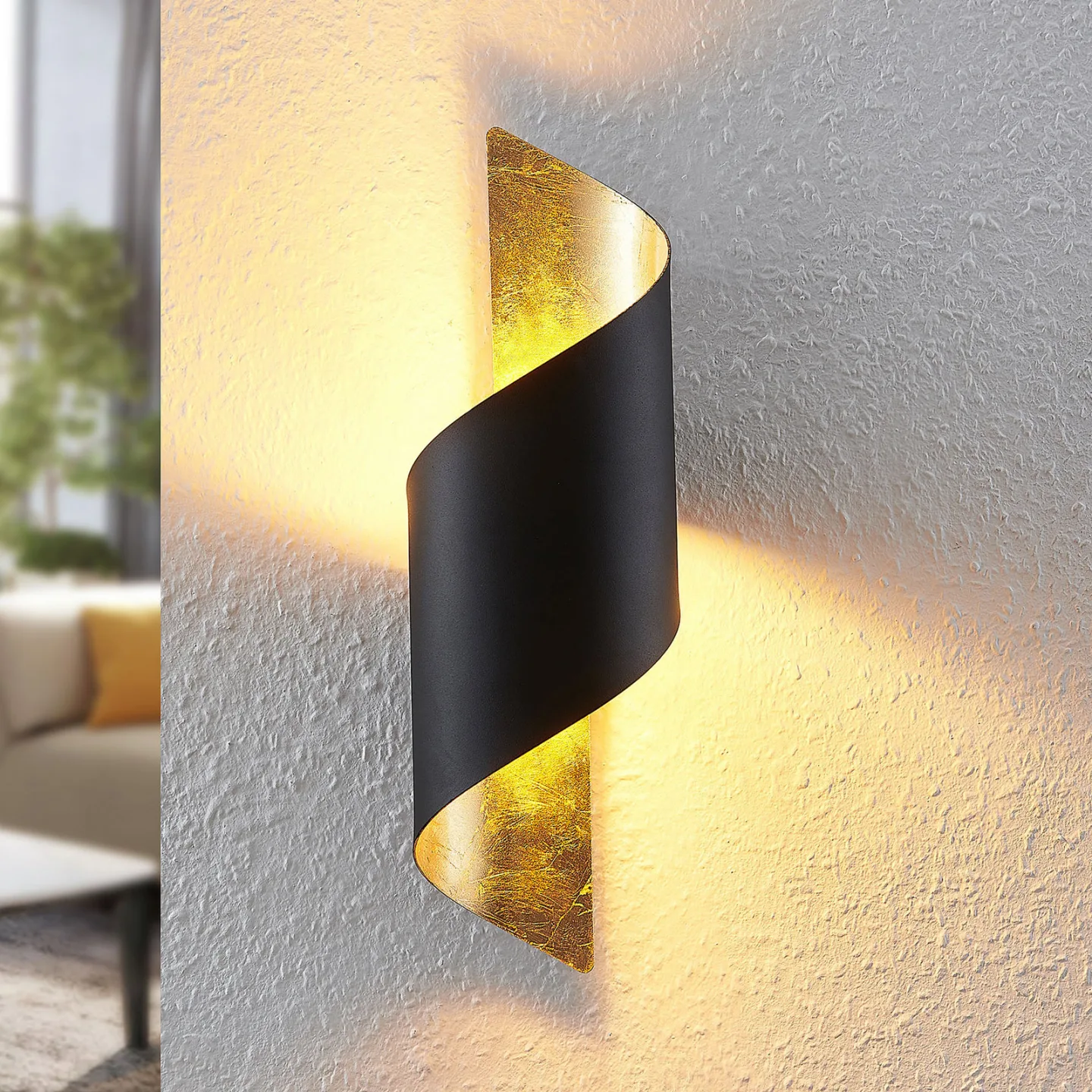 Chenotara Væglampe Black/Gold - Lindby Desirio - Stue - Moderne - Metal - Rund