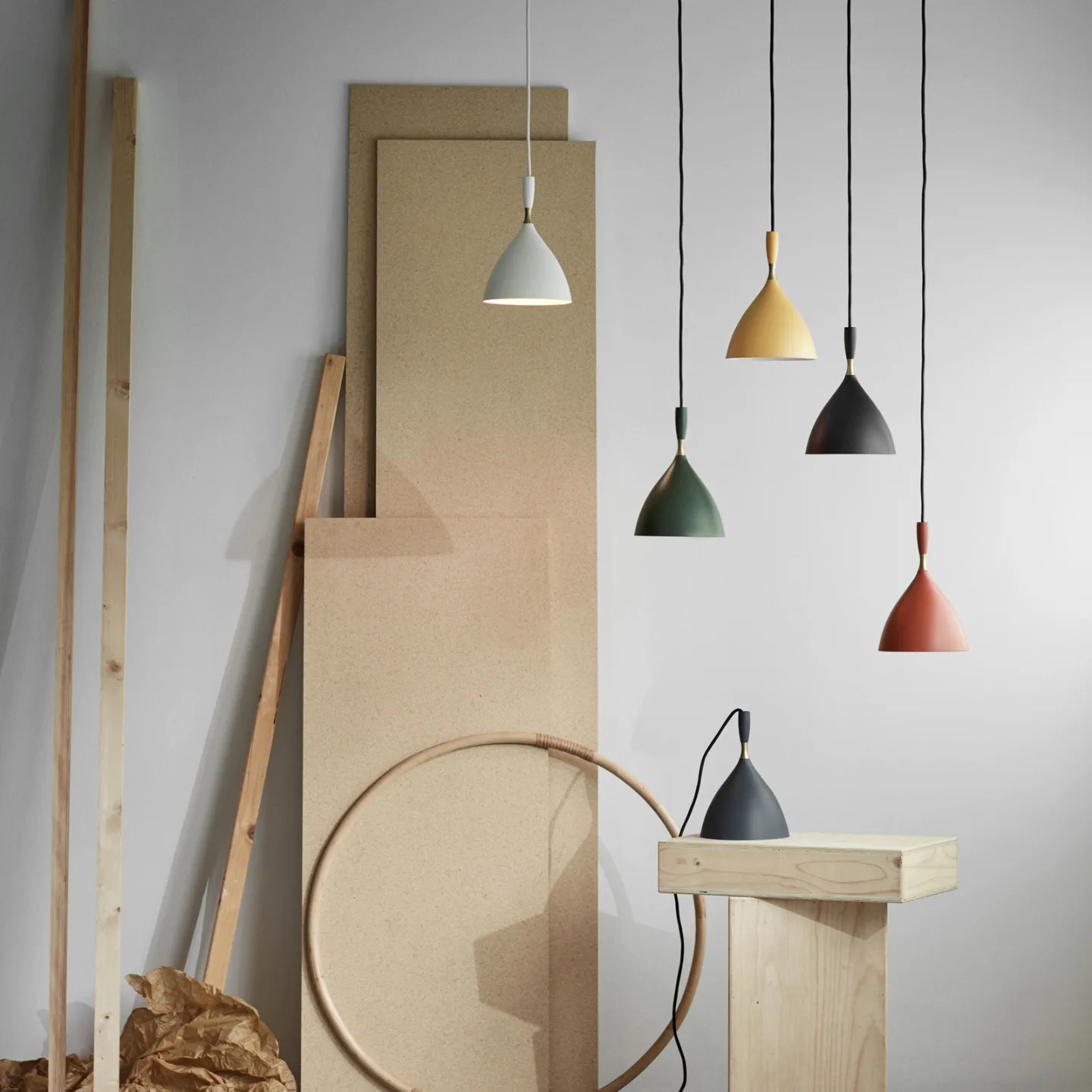 Dokka Pendel Dark Grey - Northern - Stue - Design - Metal - Med én lyskilde