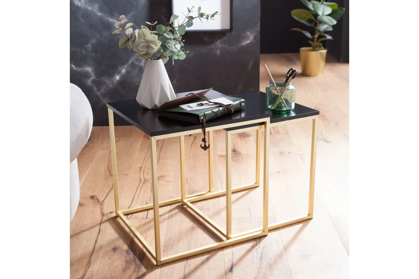 Geancarlo Satsbord 48 cm 2 Bord - Svart/Guld