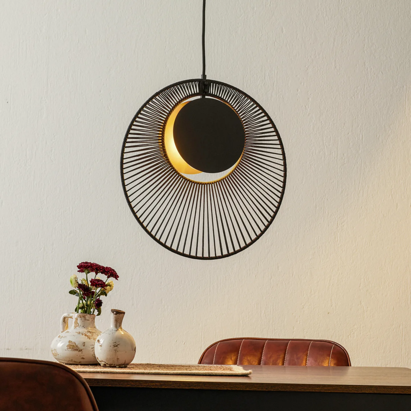 Oyster Pendelleuchte Black - Forestier - Wohnzimmer - Design - Metall - Einflammig