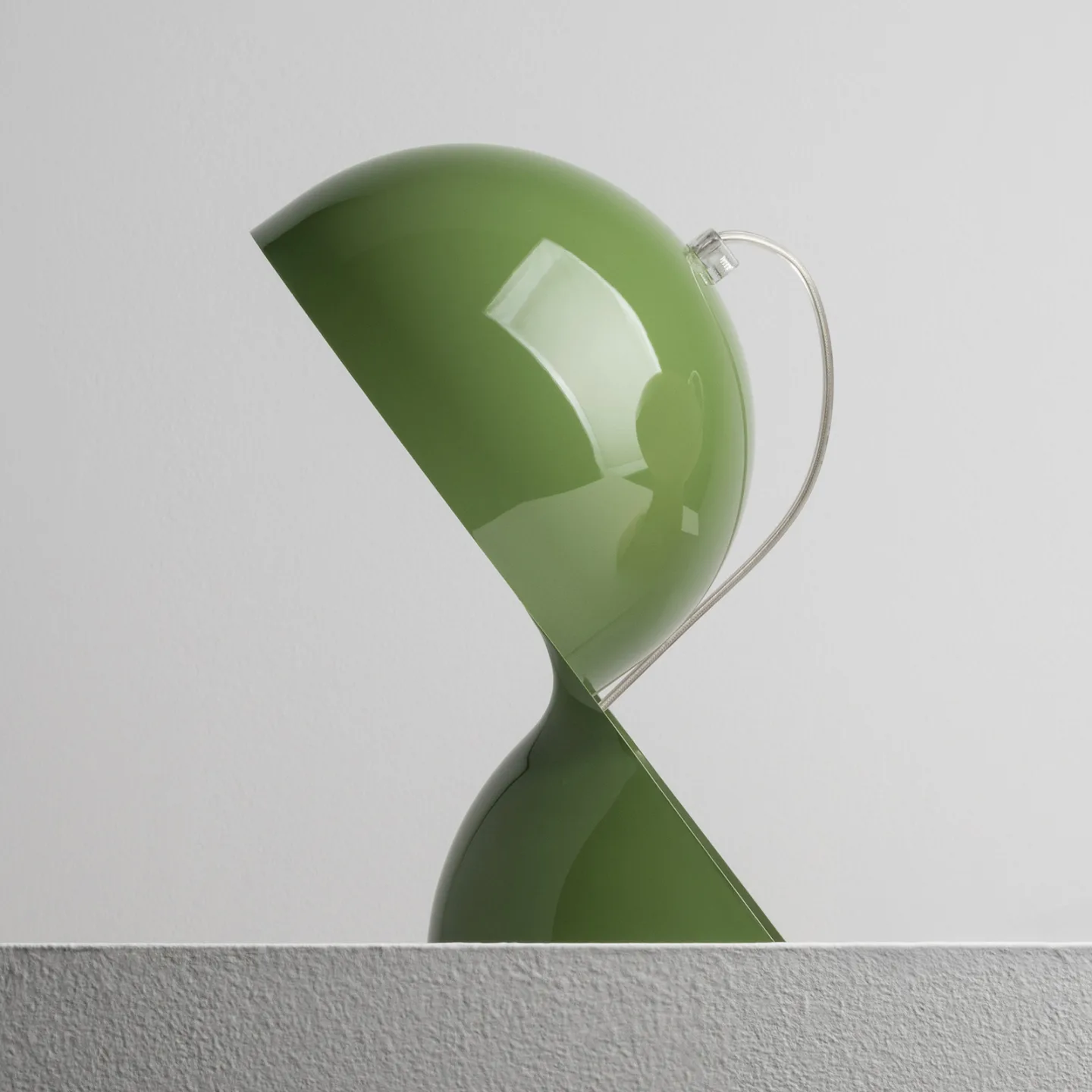 Dalú Tischlampe, Höhe 26 cm, grün - Artemide - Wohnzimmer - Design - Kunststoff
