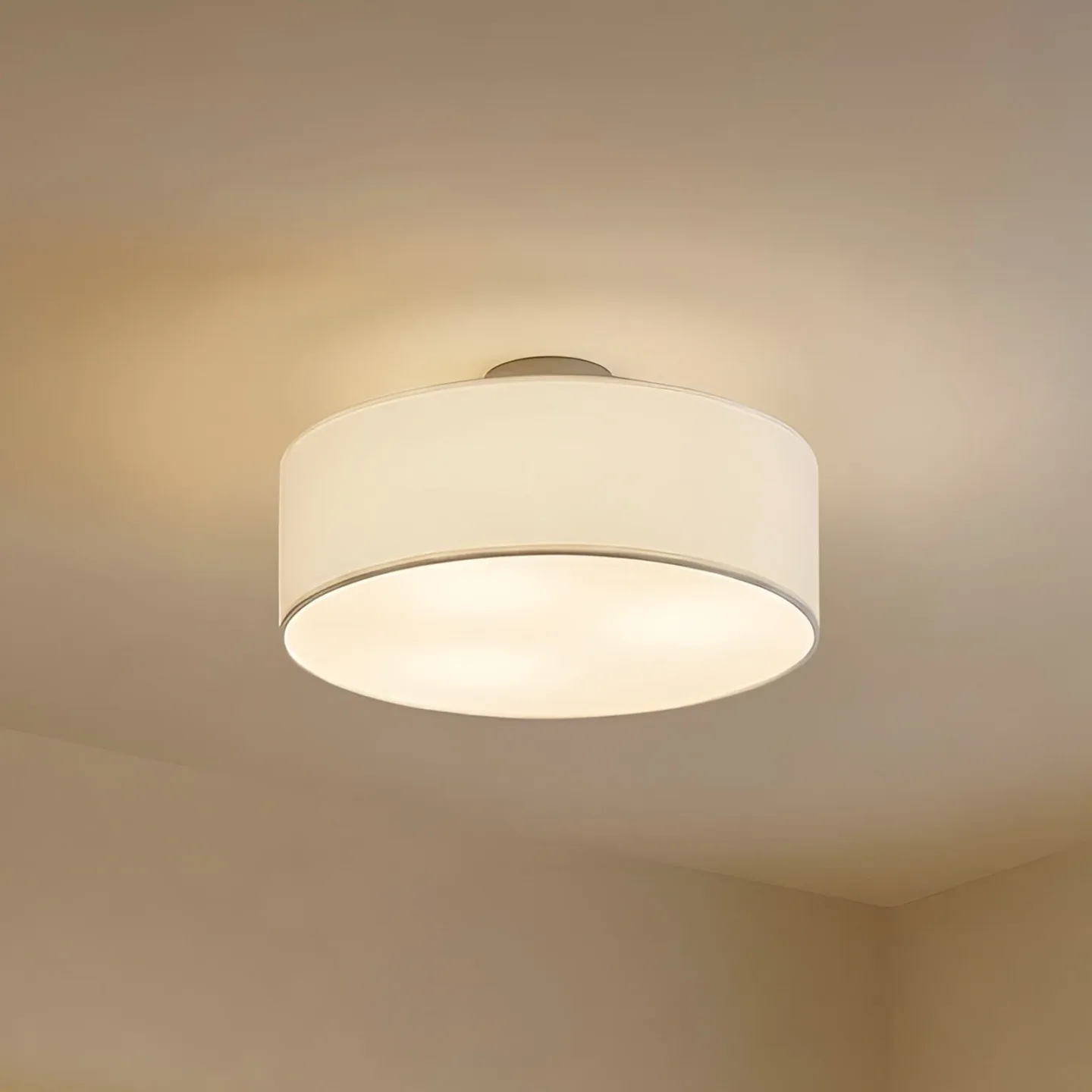 Sebatin Plafond Ø40 White/Nickel - Lindby - Sovrum - Modern - Tyg / textil - Rund