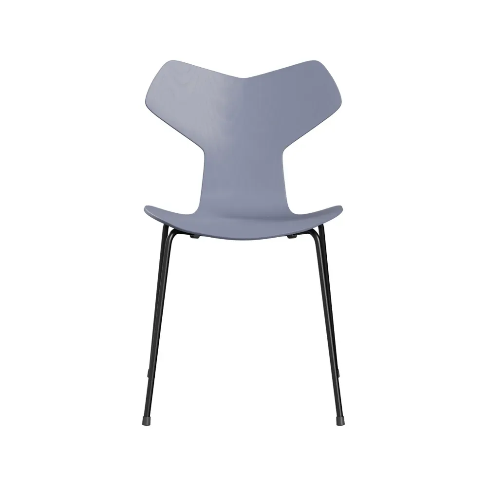 Fritz Hansen Grand Prix 3130 stol Lavender blue-målad ask-svart stativ