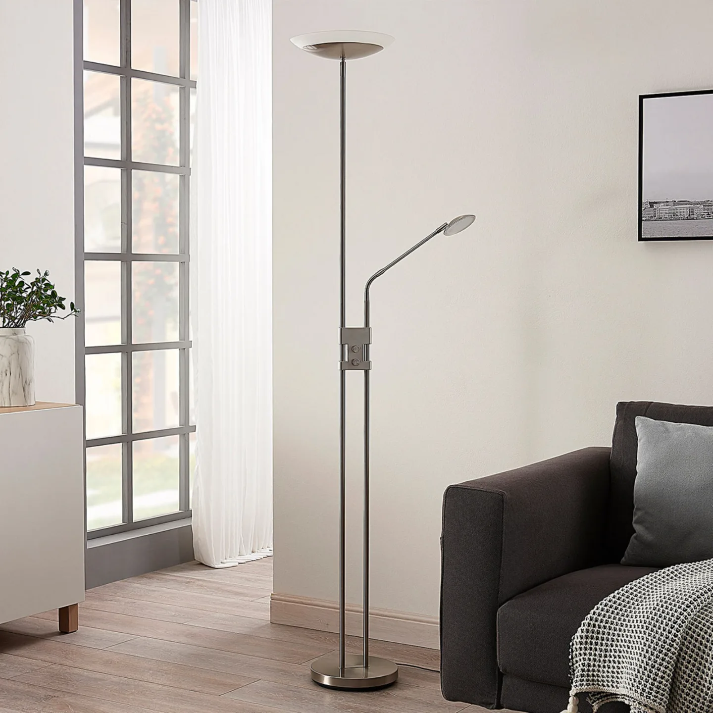 Jonne LED Stehleuchte Satin Nickel - Lindby - Wohnzimmer - Modern - Metall - Mehrflammig