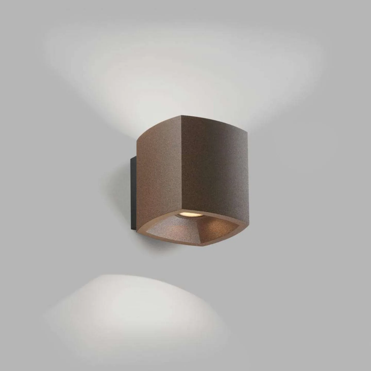 Mirage 1 Wandleuchte In/Out Rust - LIGHT-POINT - Keller - Aluminium