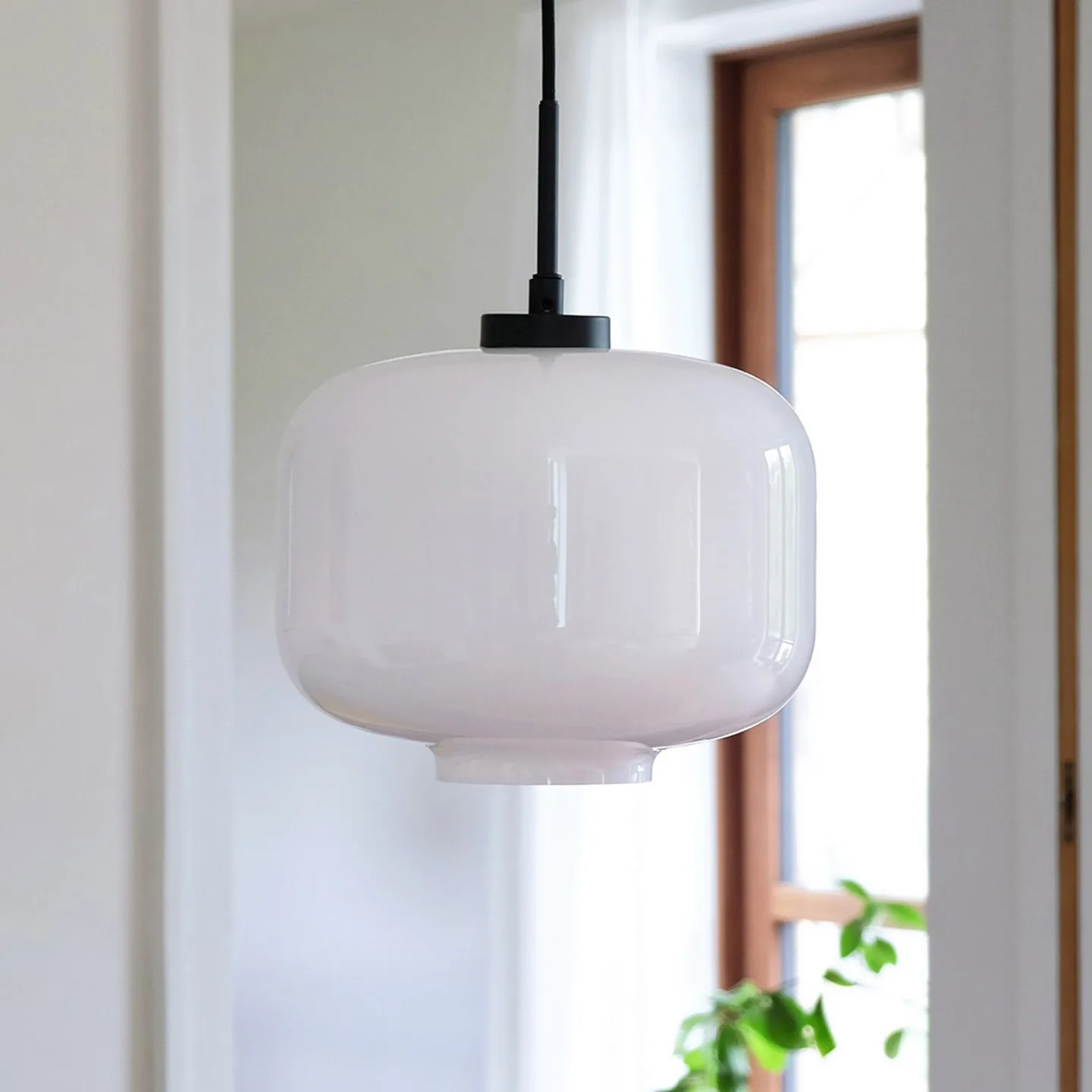 Arp Hängelampe, weiß, Glas, Ø 30 cm - Dyberg Larsen - Wohnzimmer - Design - Mit Schirm