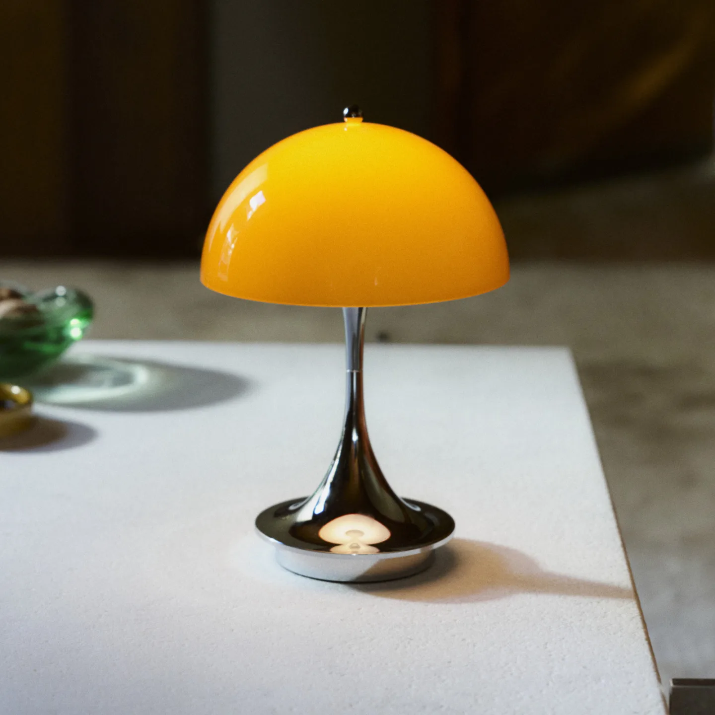 Panthella 160 Portable Original, opal-orange - Louis Poulsen - Terrasse - Design - Kunststoff - Rund