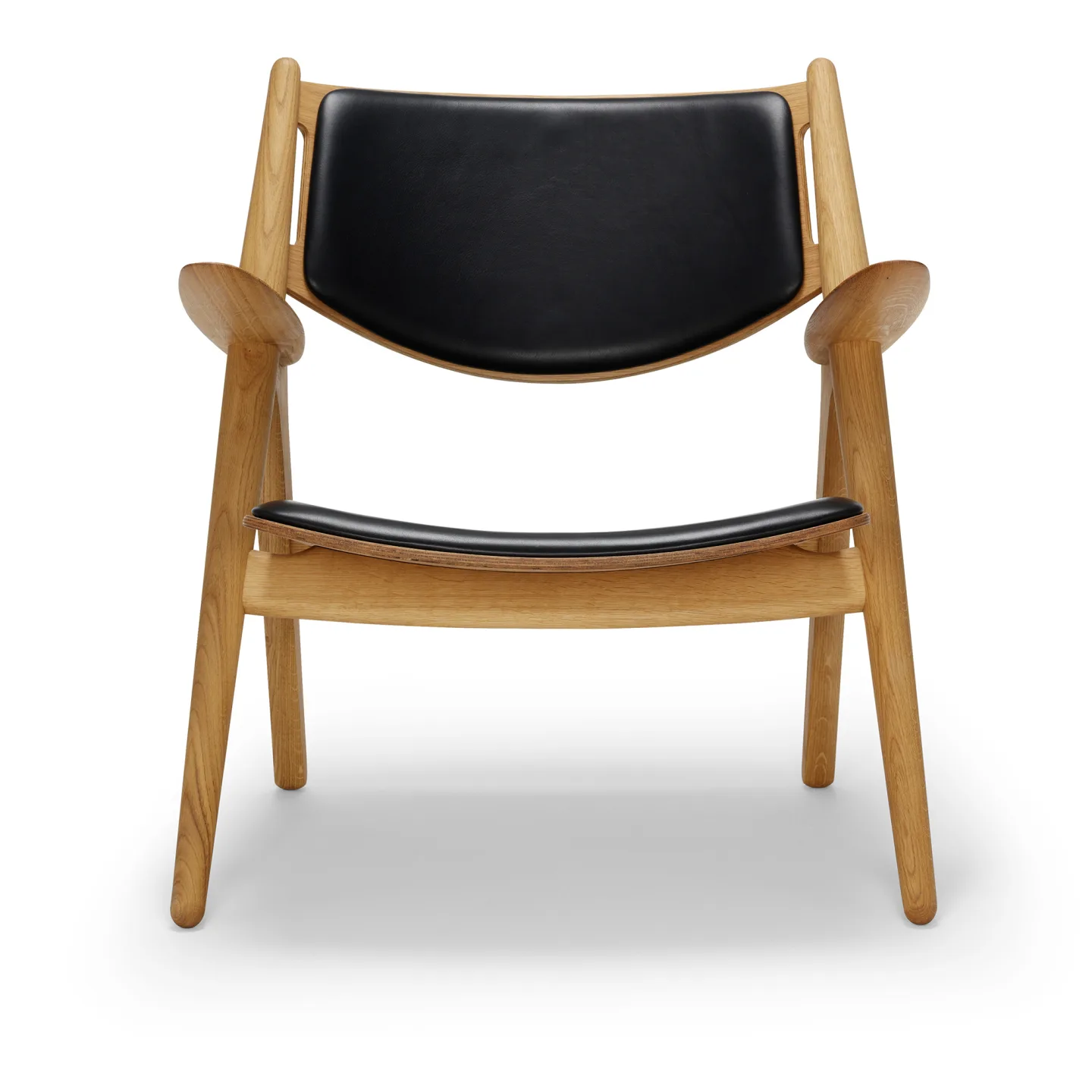 Carl Hansen - CH28P Oak, Oil Thor 301 - Fåtöljer - Hans J. Wegner - Träfärgad - Trä