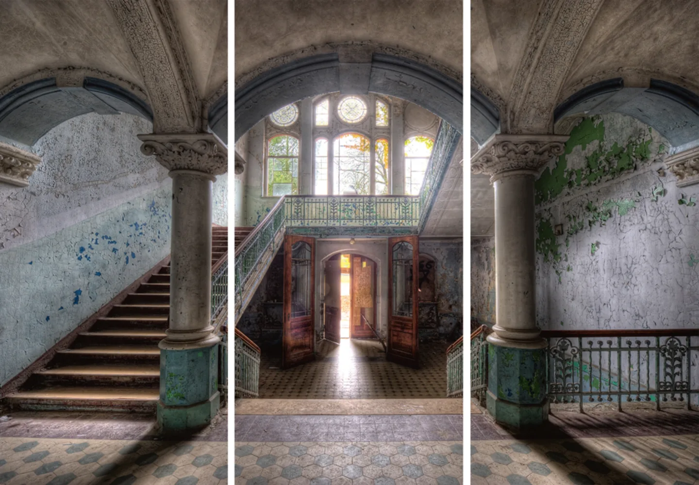 image LAND Alubild Lost Place Treppenhaus 3 | Schubiger Möbel