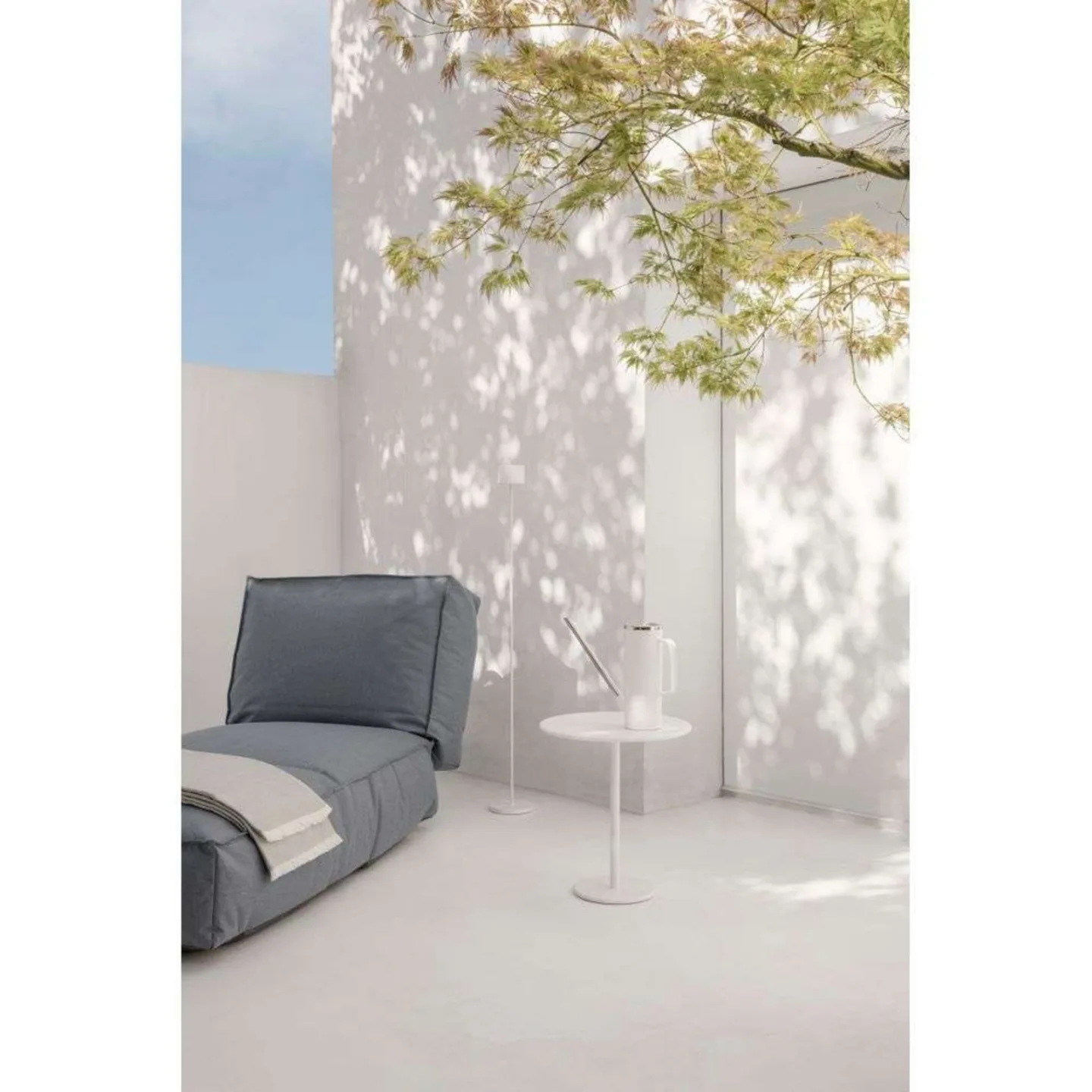 Farol Portable Stehleuchte White - Blomus - Terrasse - Aluminium
