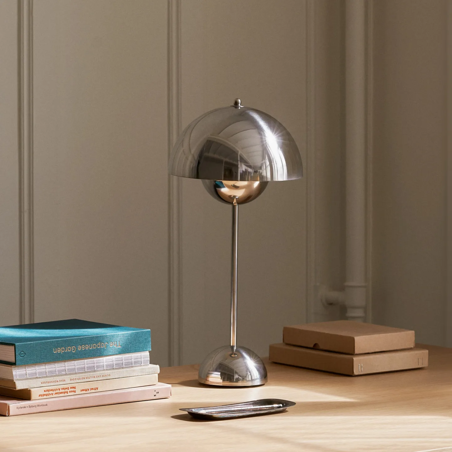 &Tradition Flowerpot VP3 bordslampa Chrome-plated