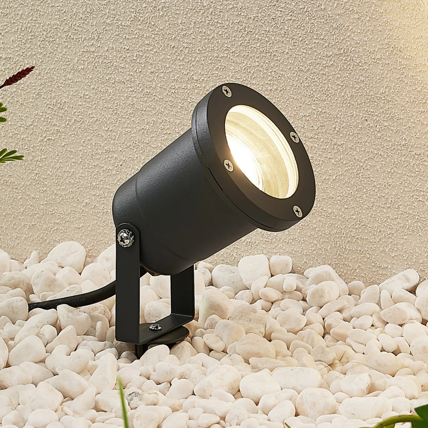 Nielas Außen Spot w/Spike Black - Lindby - Modern - Metall - Rund