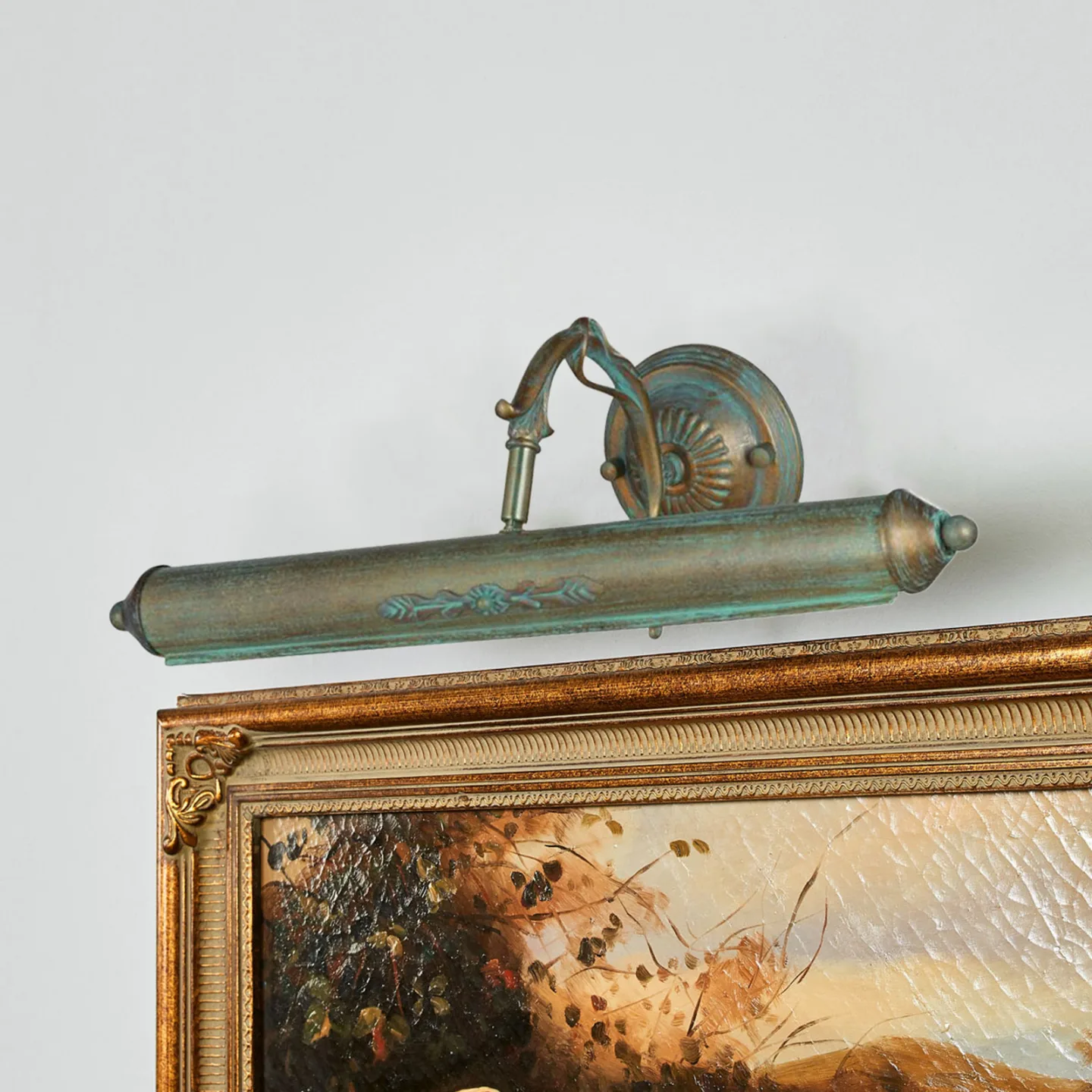 Kalea Vägglampa Antique - Lindby - Vardagsrum - Antik - Metall - Med lampskärm