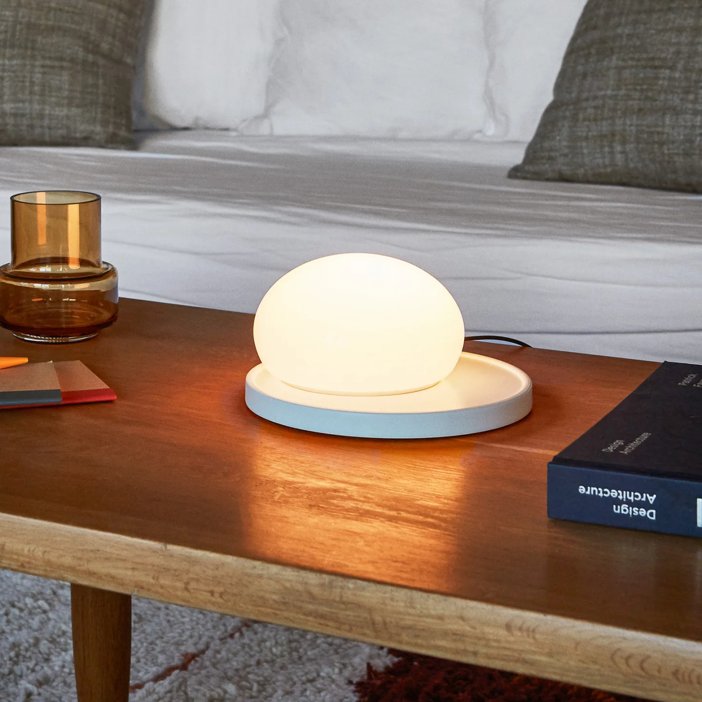 Bolita Tischleuchte Weiß - Marset - Wohnzimmer - Design - Glas