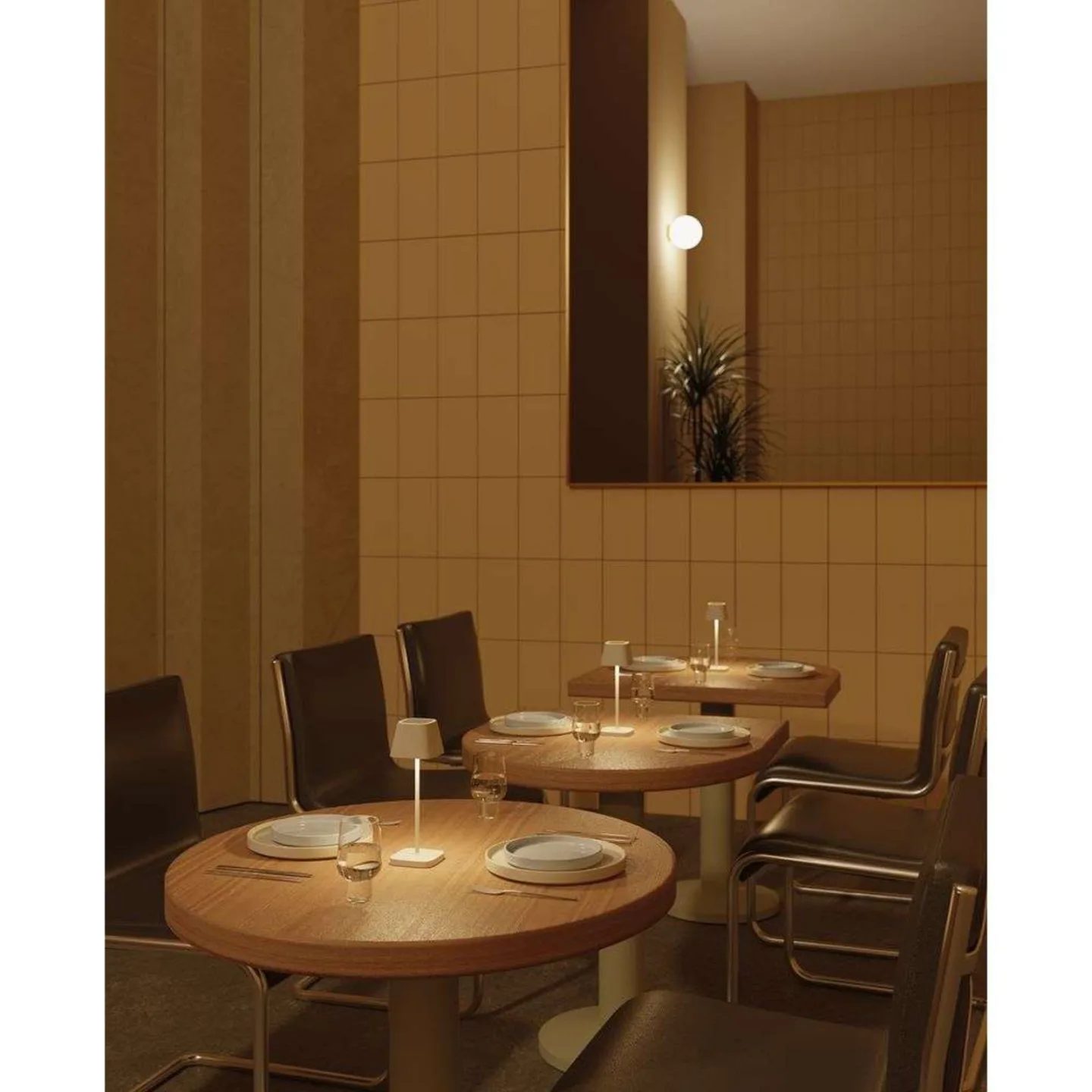 Kodu Mobile LED Tischleuchte Silk Gray - Blomus - Wohnzimmer - Aluminium