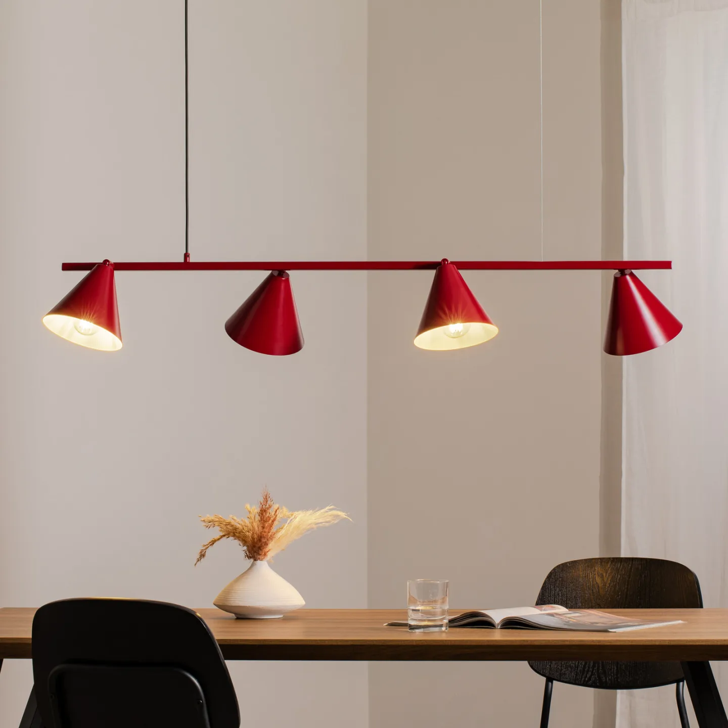 Form 4 Hängelampe rot Metall 4-flg. Kegel - ALDEX Hängeleuchte Form 4 - Esszimmer - Modern - Mehrflammig